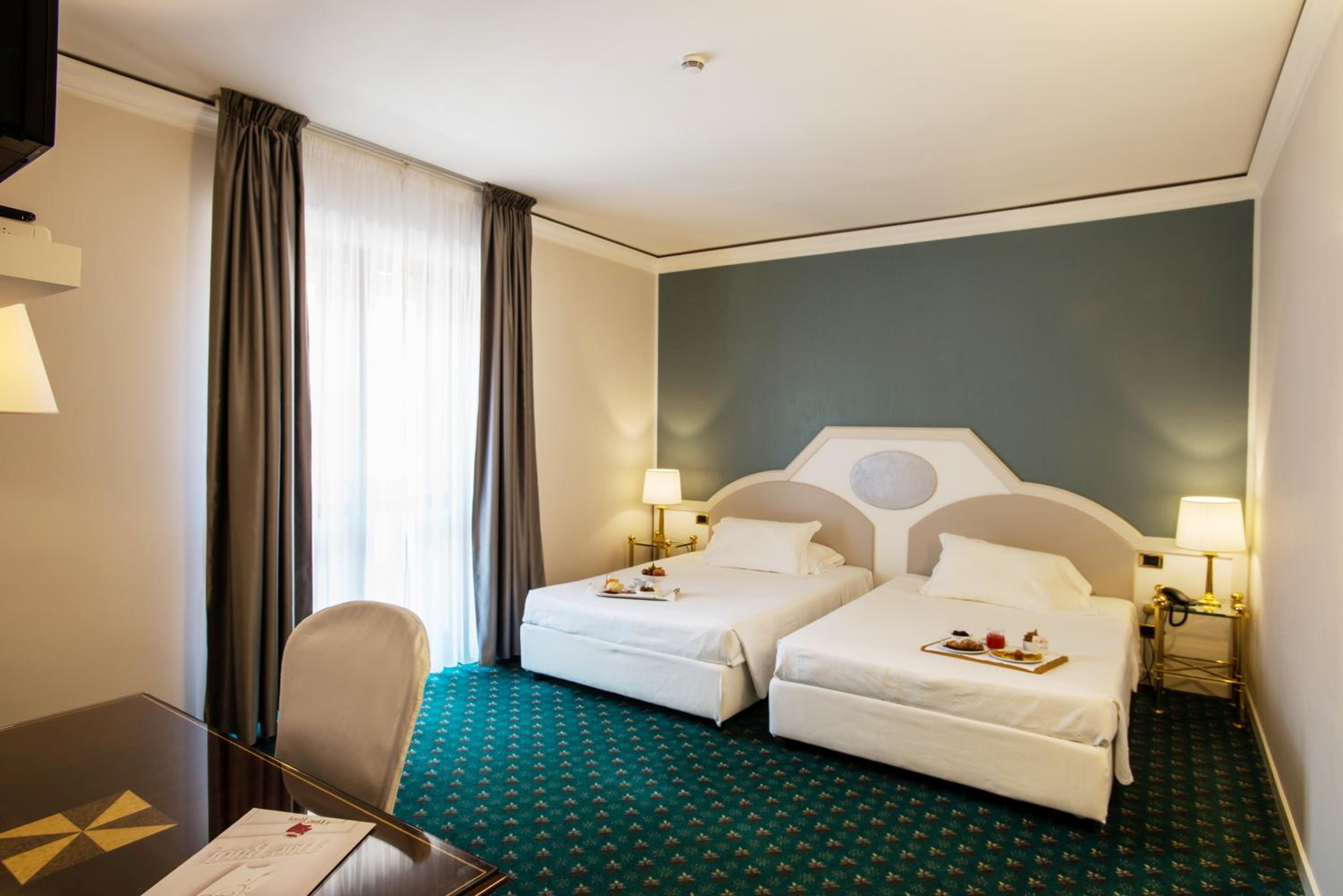 Deluxe Double or Twin Room - Photo 1