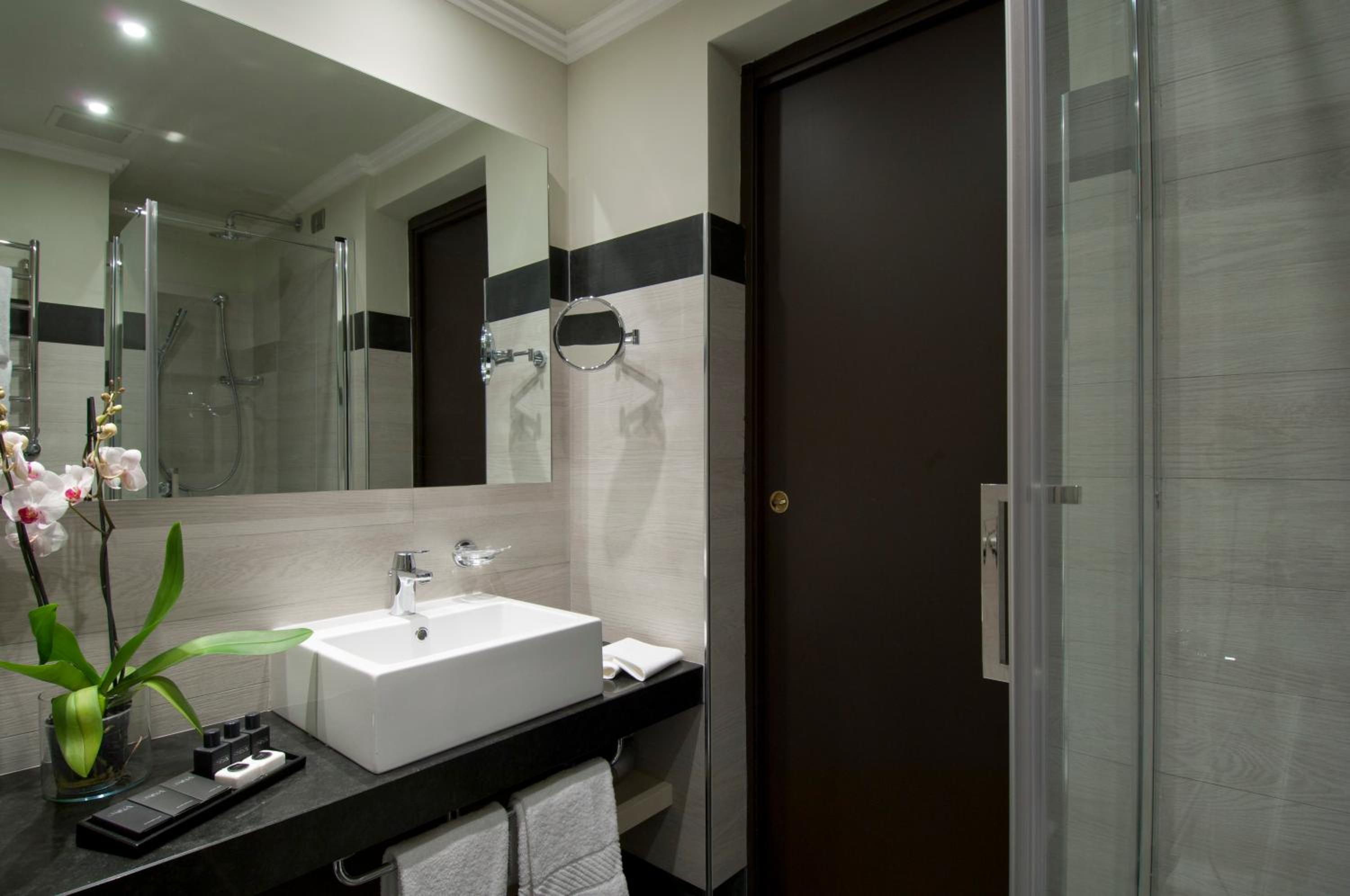 Double or Twin Room with Extra Bed