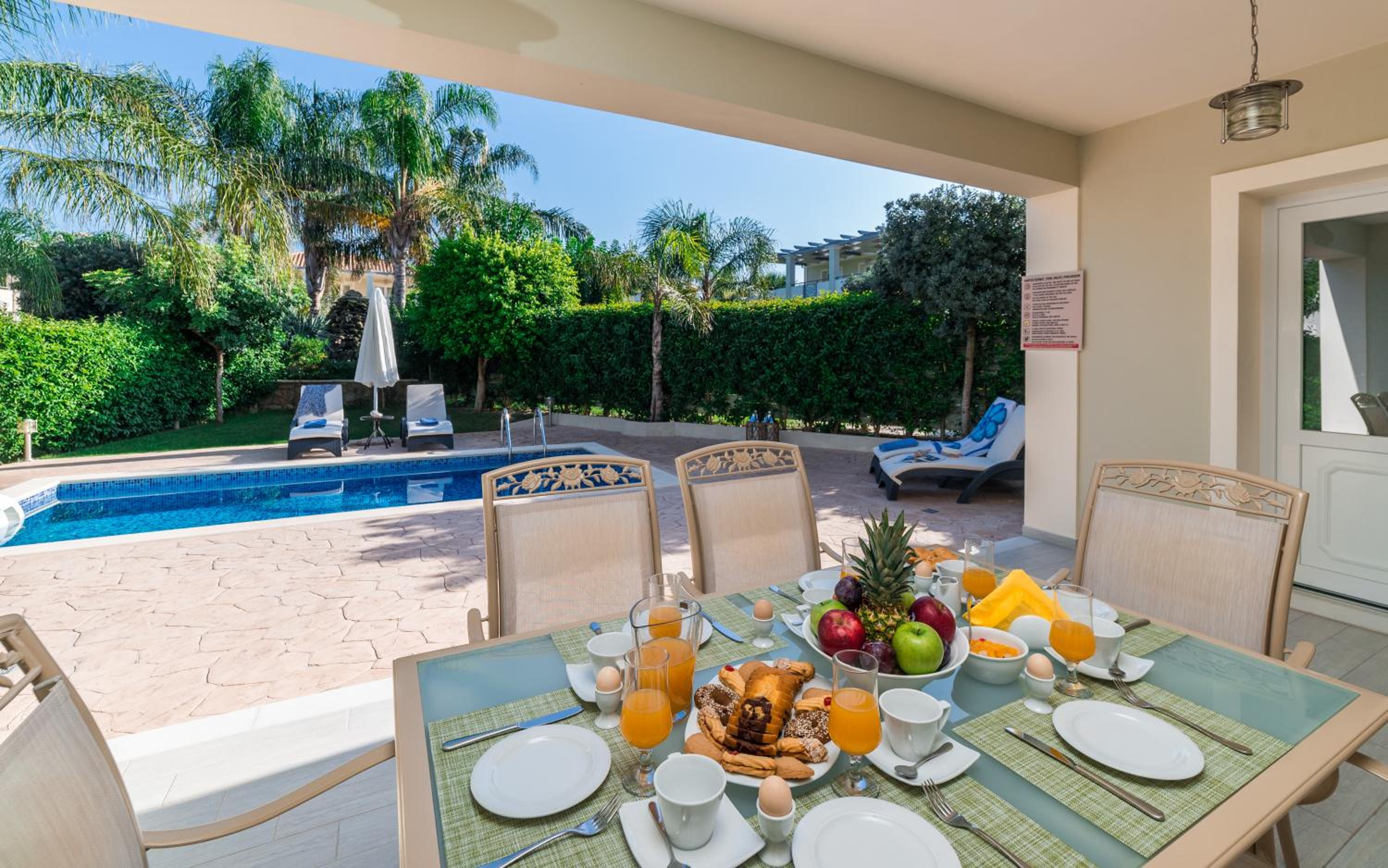 Three-Bedroom Villa - Photo 43