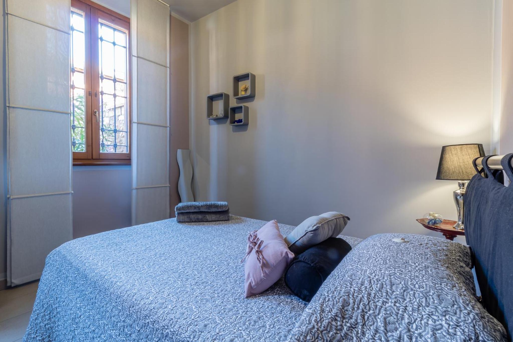 Standard Single Room with Shared Bathroom photo 1