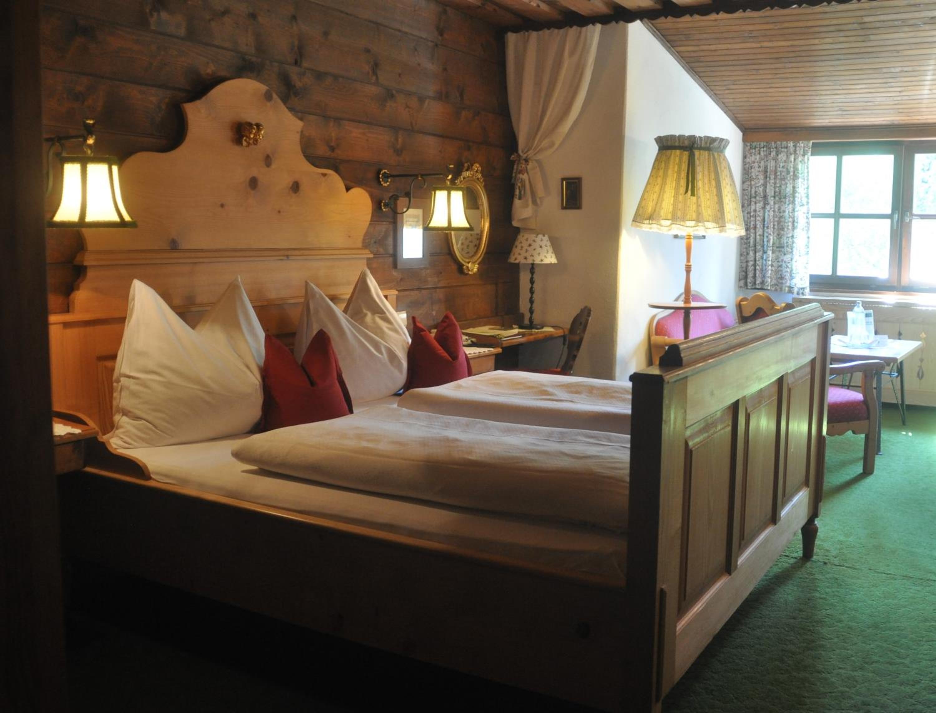 Double Room - Photo 3