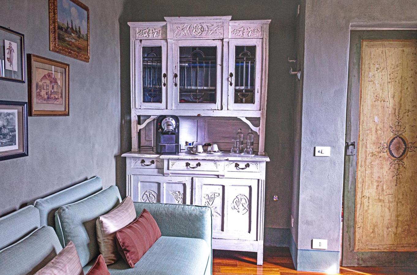 Suite with Balcony photo 3