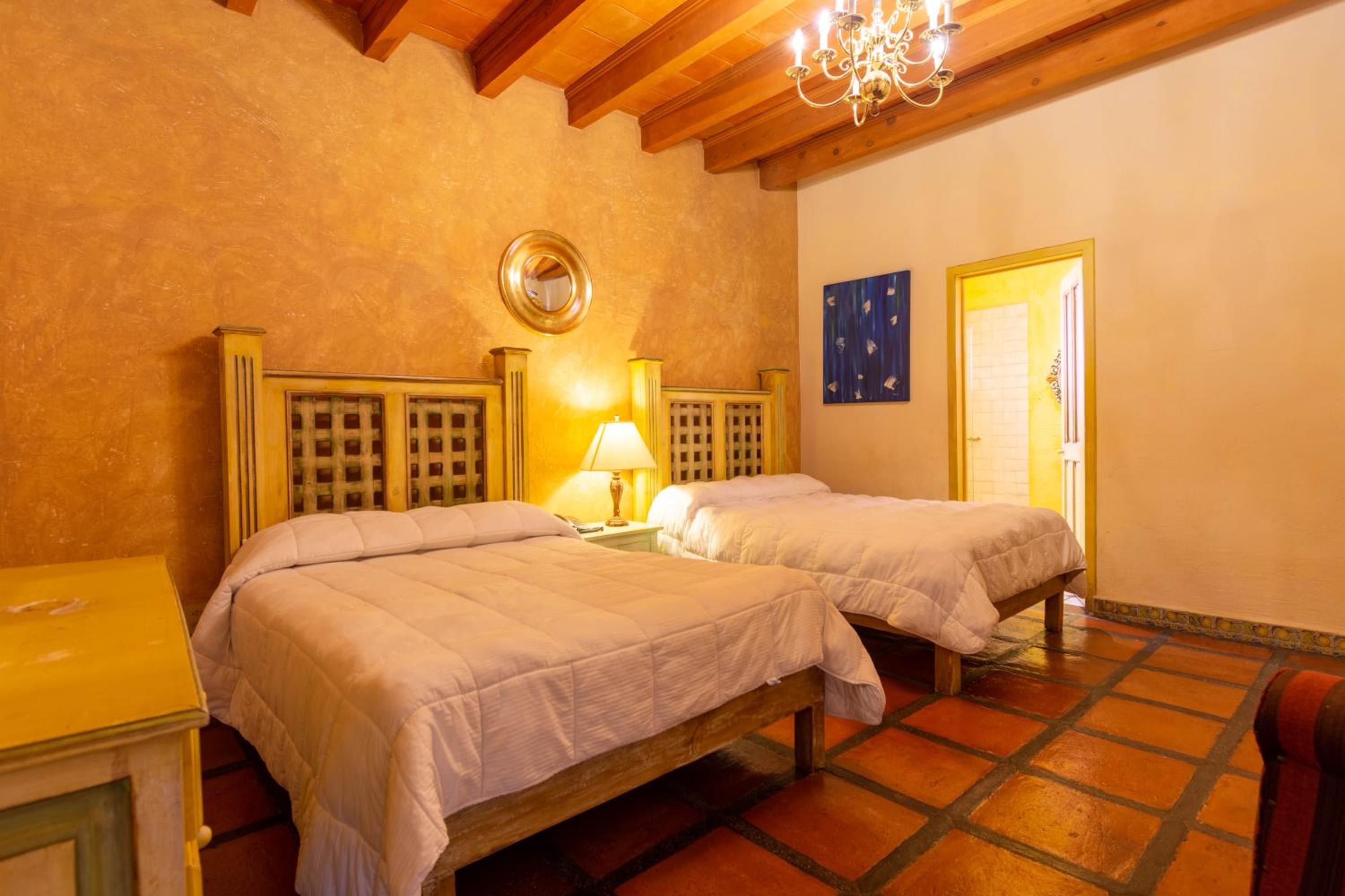Double Room with Two Double Beds photo 2