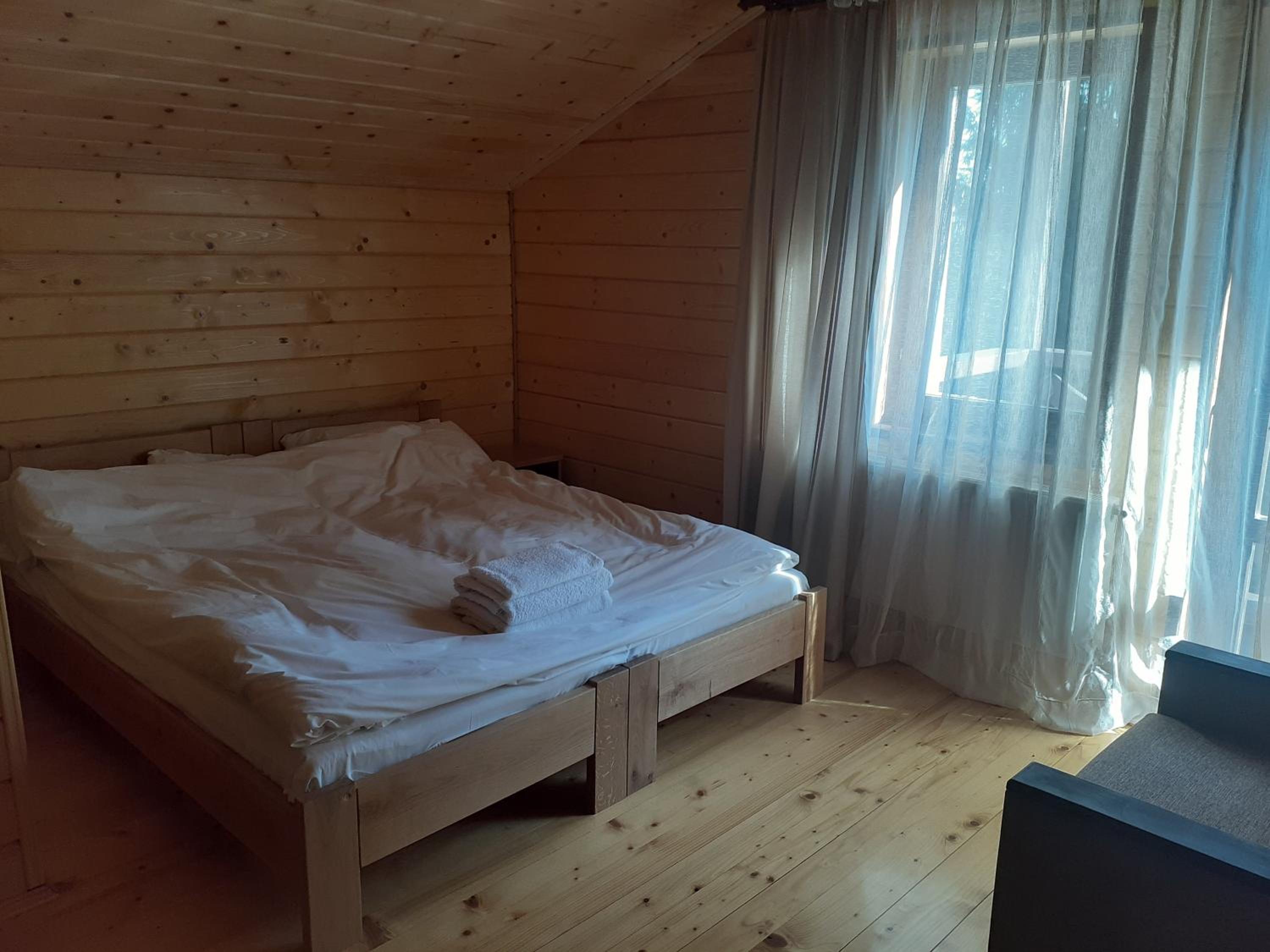 Triple Room with Bathroom photo 2
