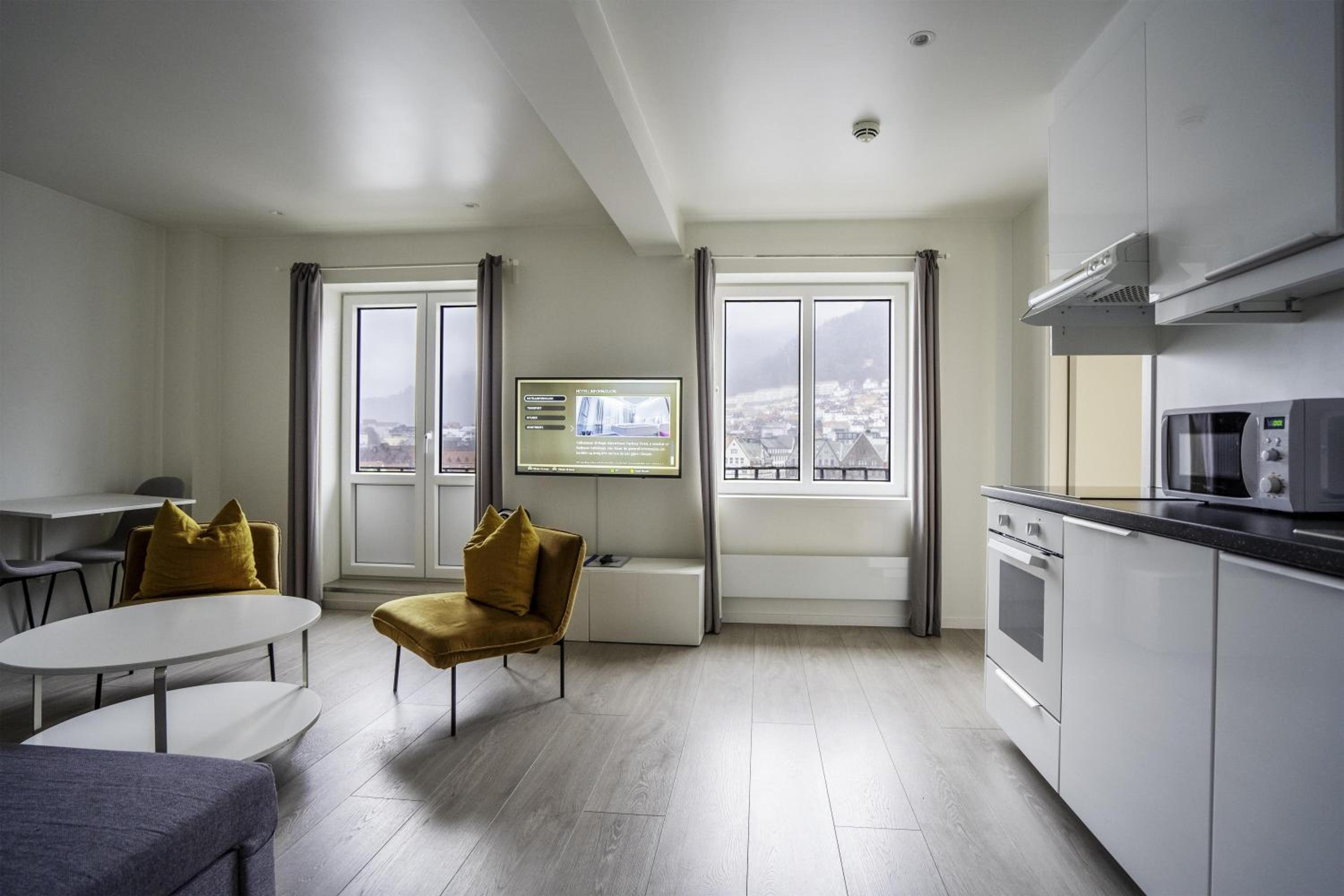 One-Bedroom Apartment
