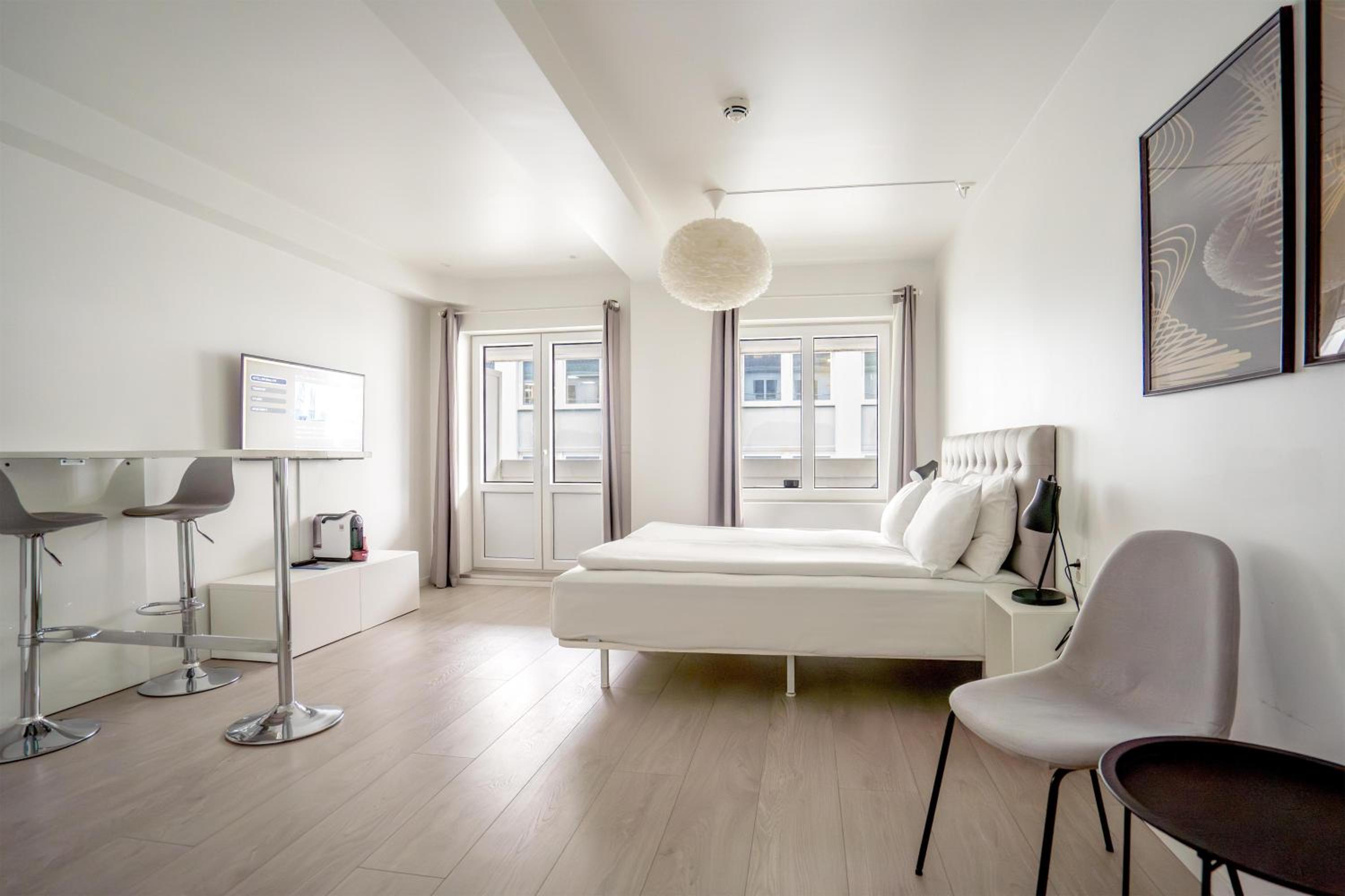 Studio Apartment