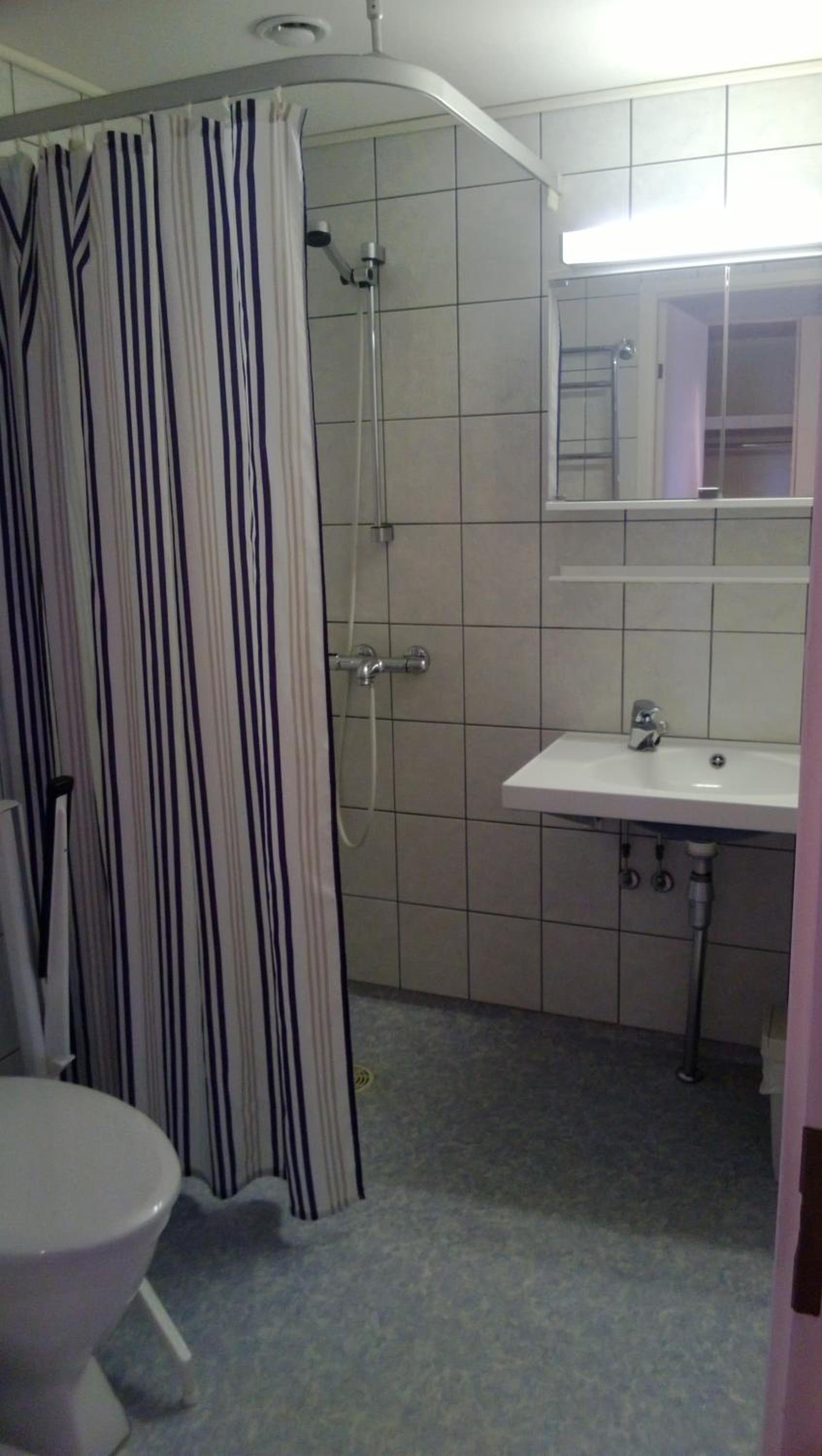 Double Room - Photo 8