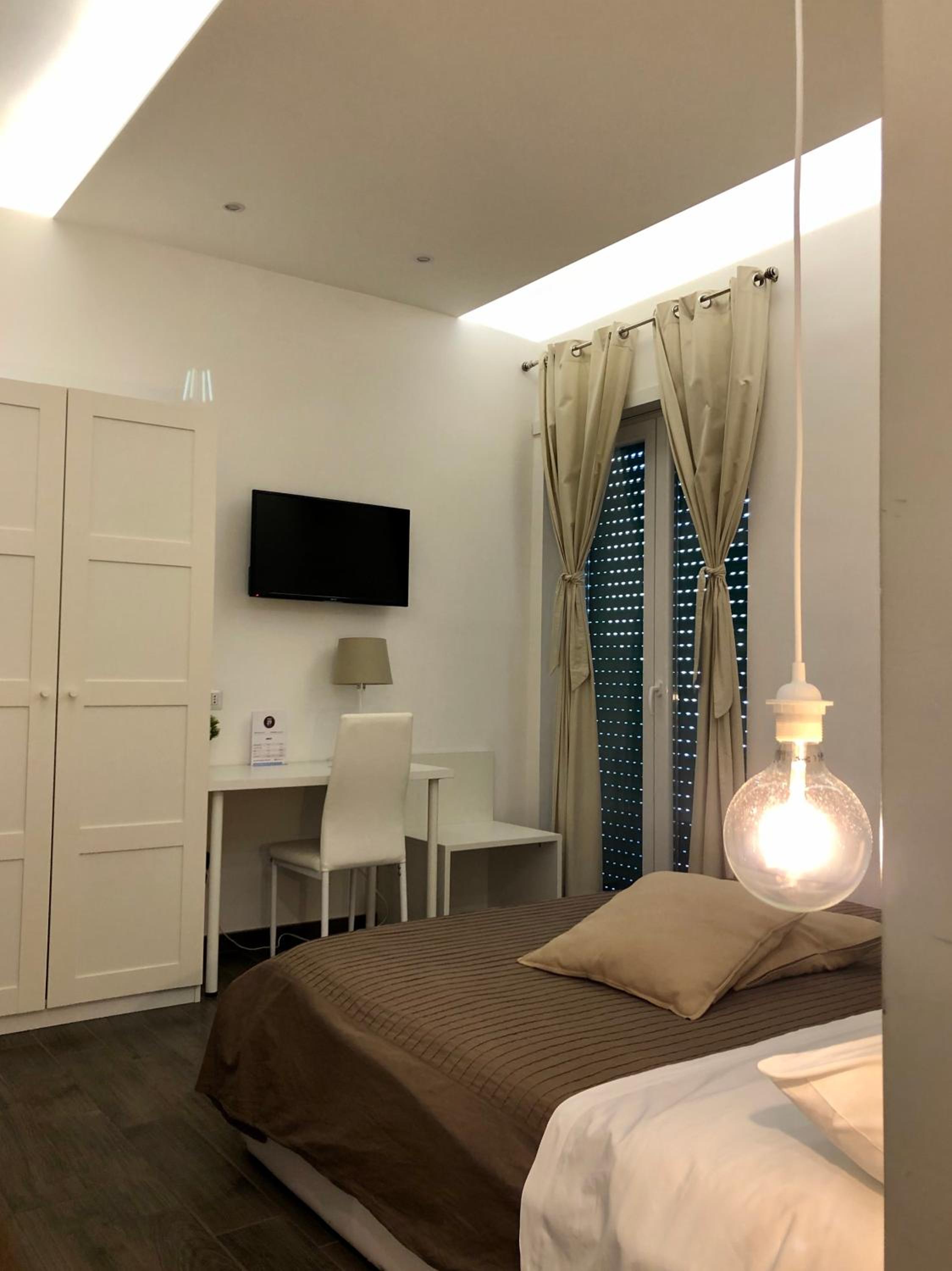 Deluxe Quadruple Room - Photo 3
