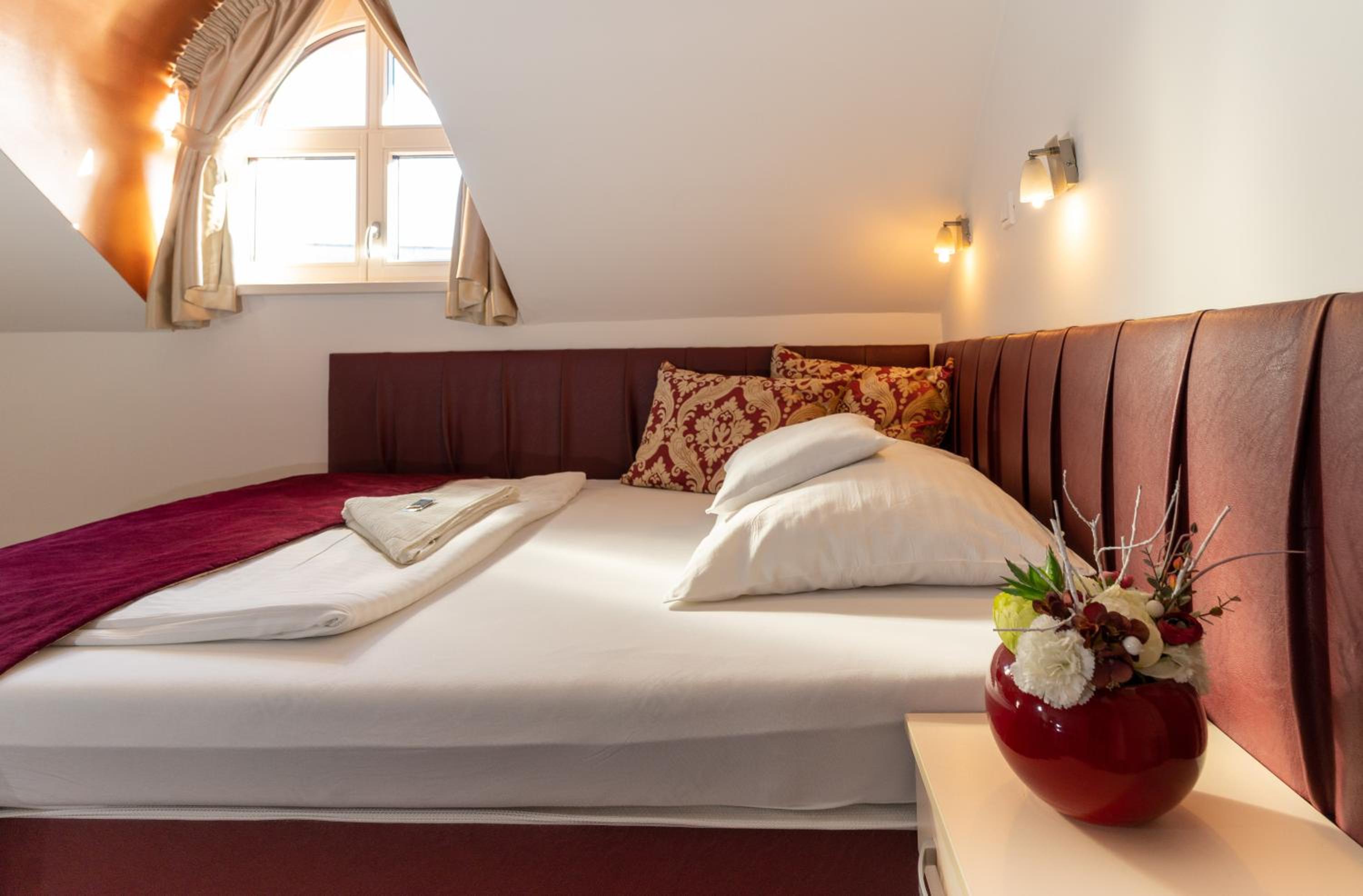 Double Room - Photo 48