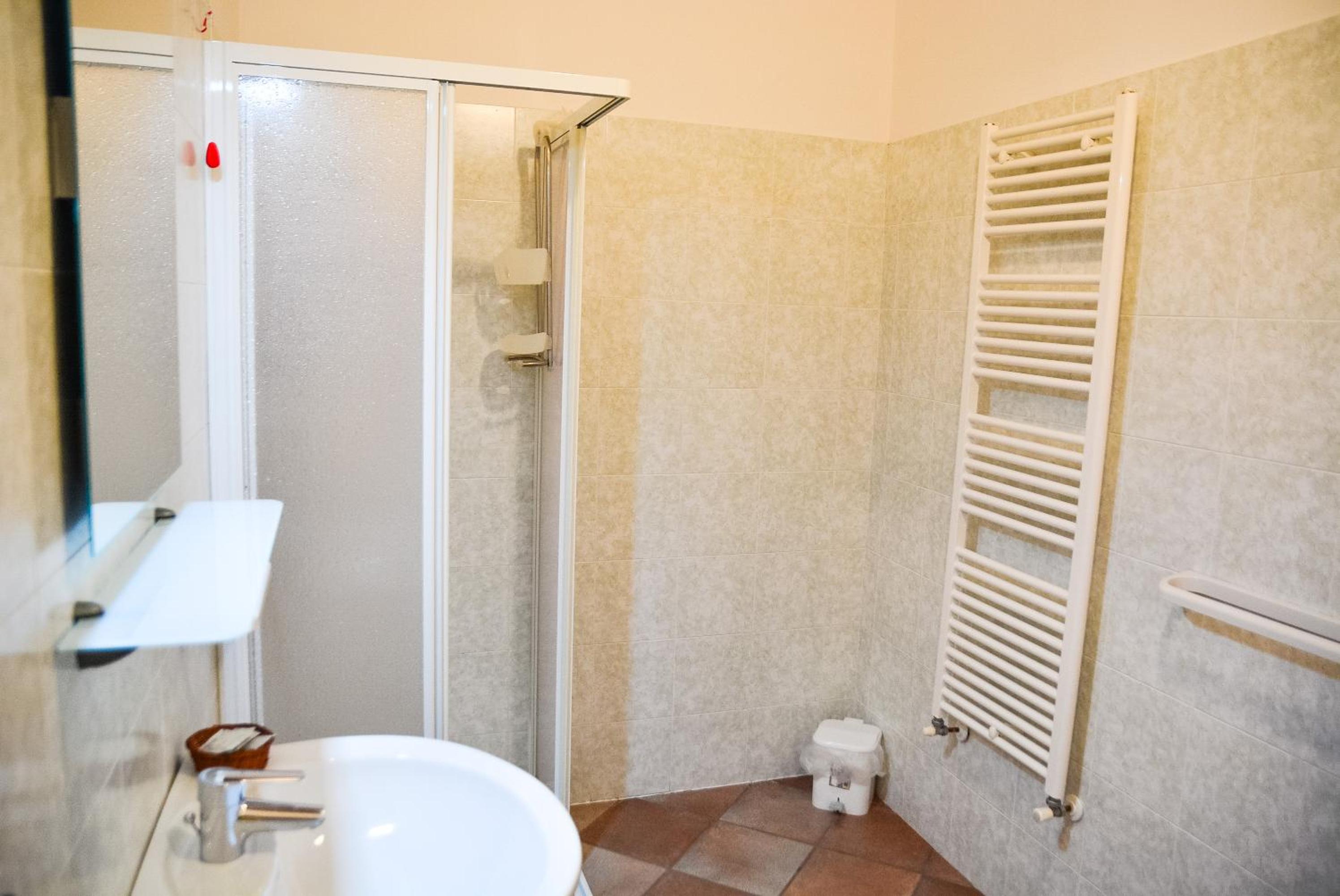 Deluxe Double Room - Photo 6