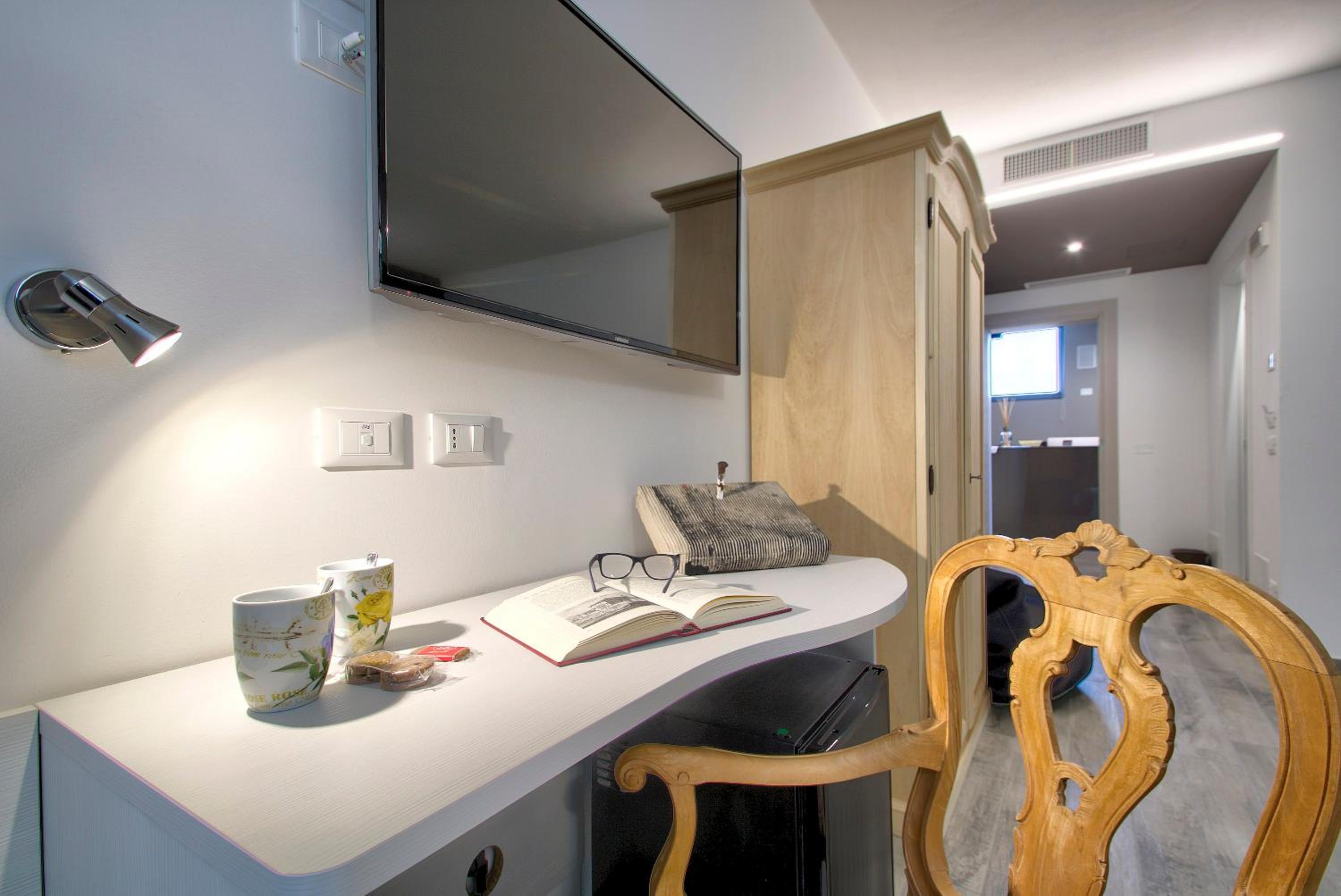 Deluxe Double Room 1