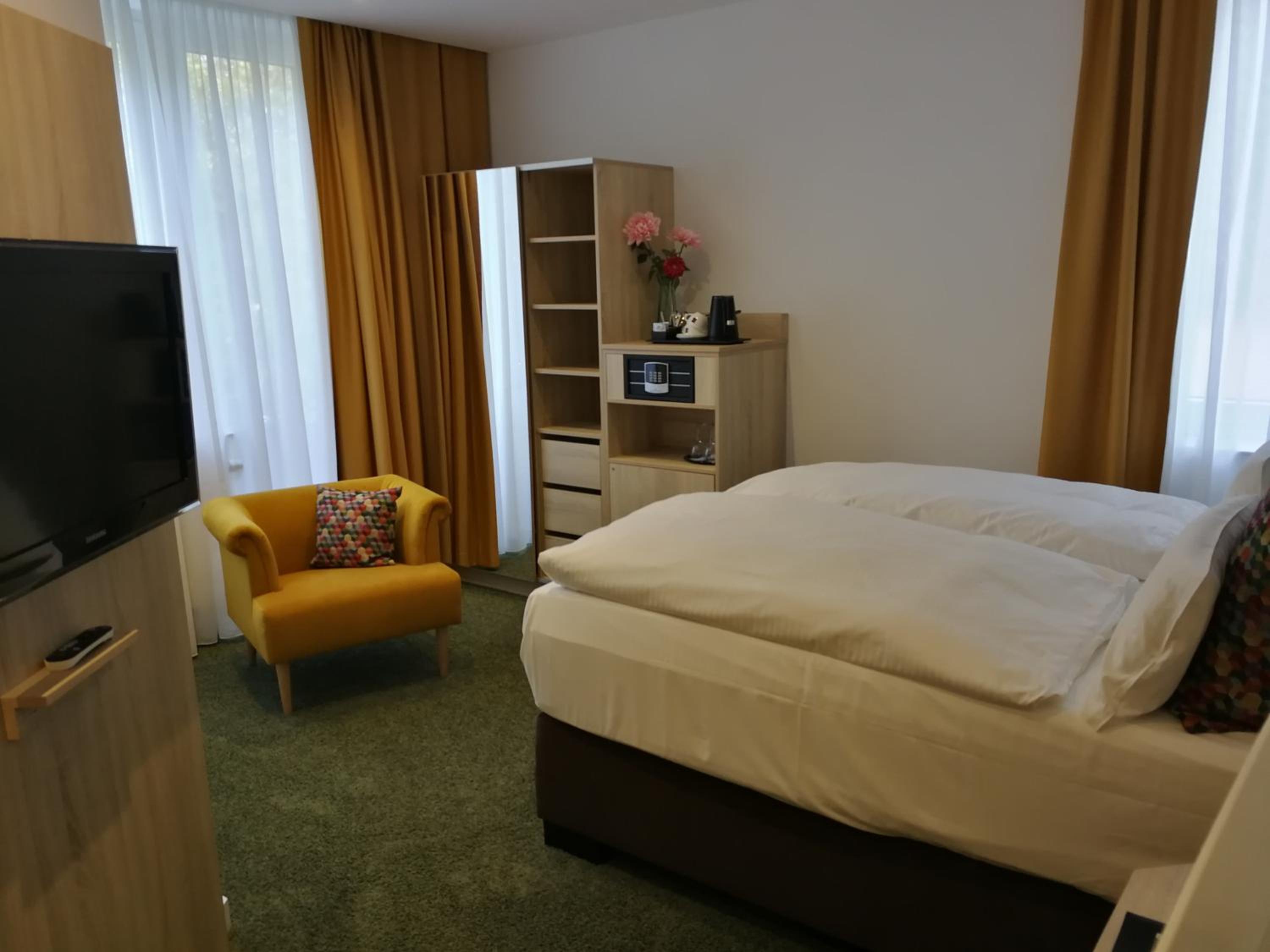 Deluxe Double Room - Photo 2