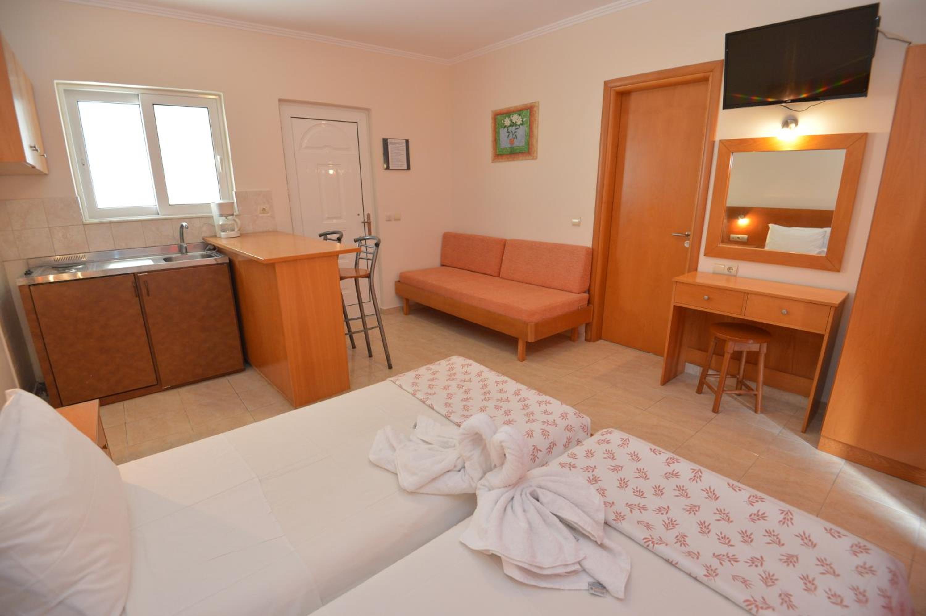 Standard Double Room photo 1