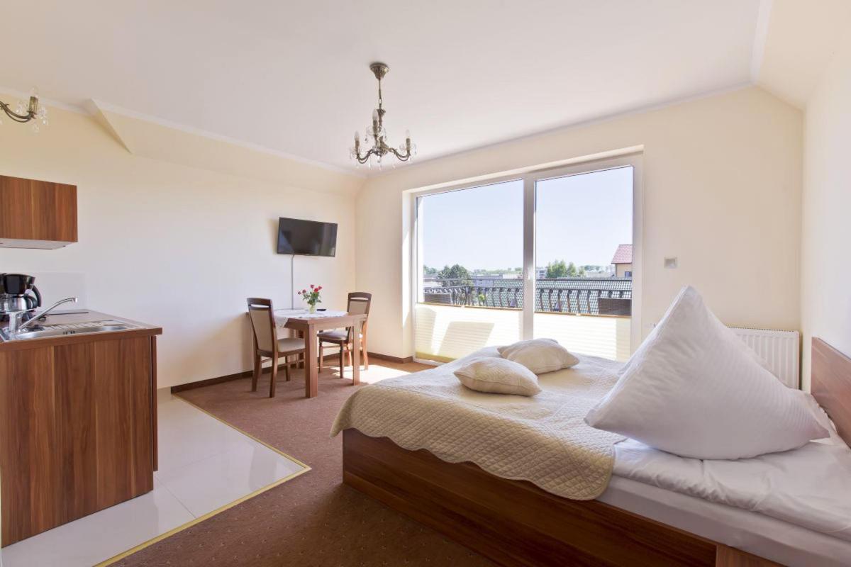 Two-Bedroom Apartment (4 Adults) photo 2