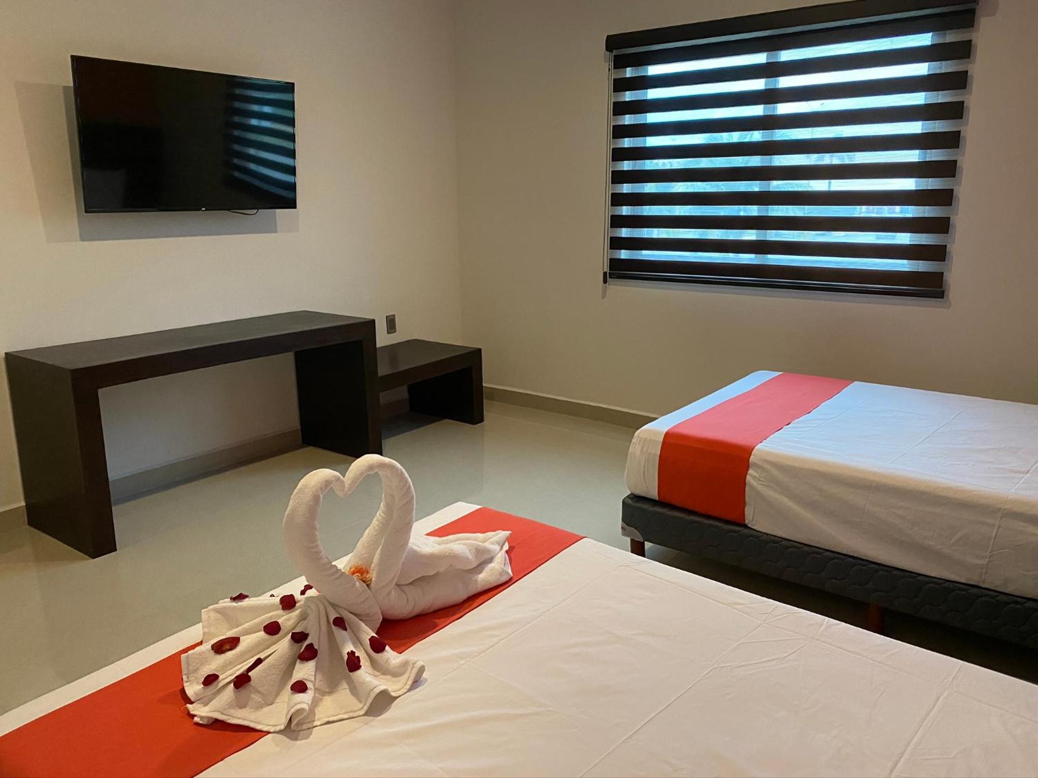 Double Room - Photo 3