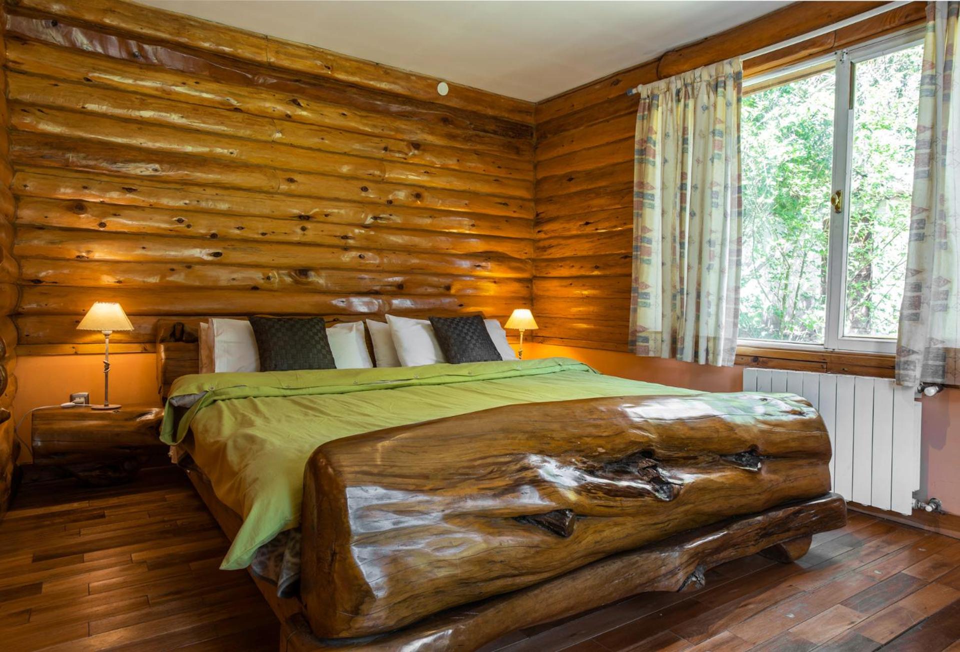 Deluxe King Room photo 1
