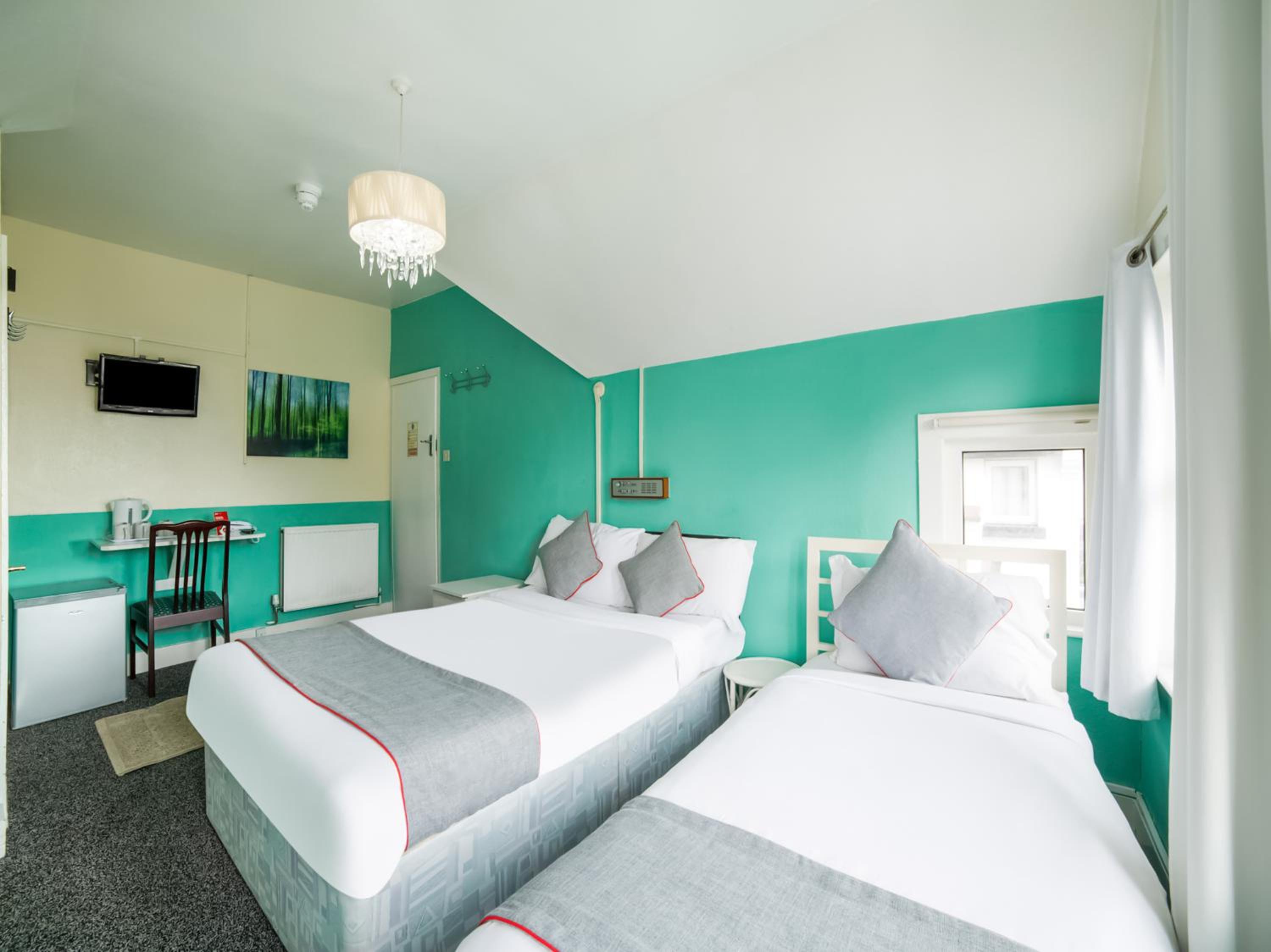Deluxe Triple Room - Photo 2