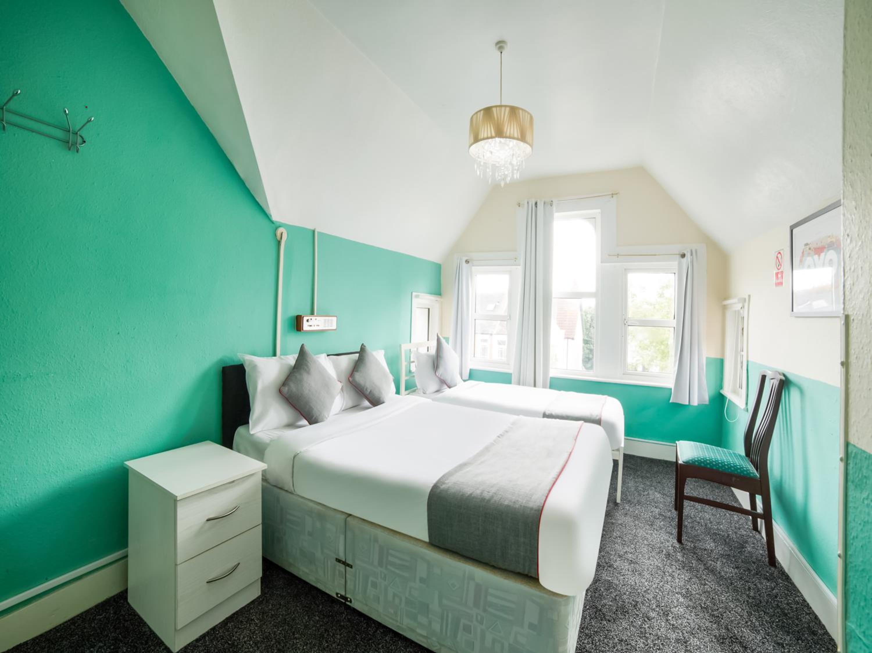 Deluxe Triple Room - Photo 1
