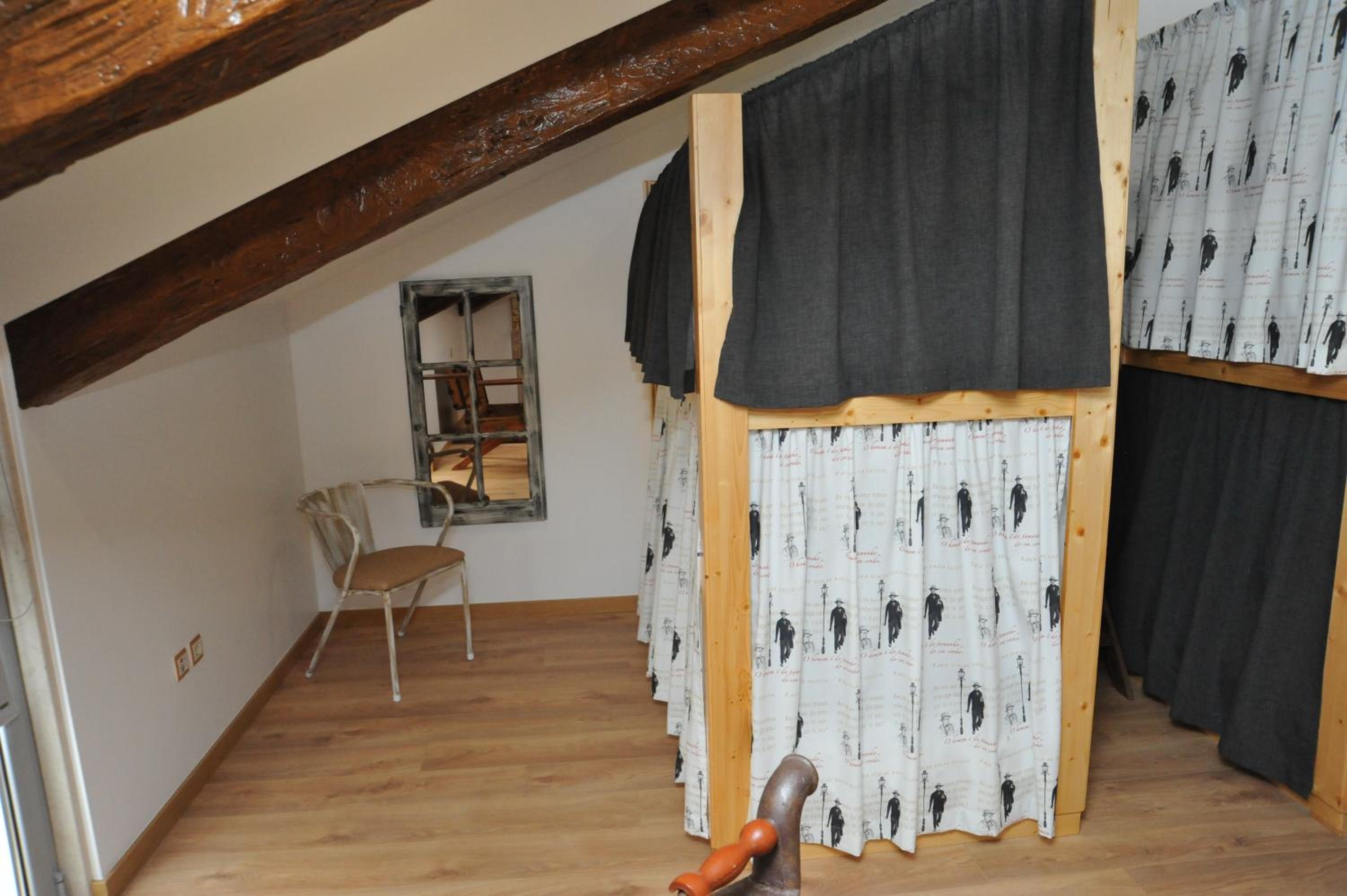 Single Bed in Dormitory Room photo 2