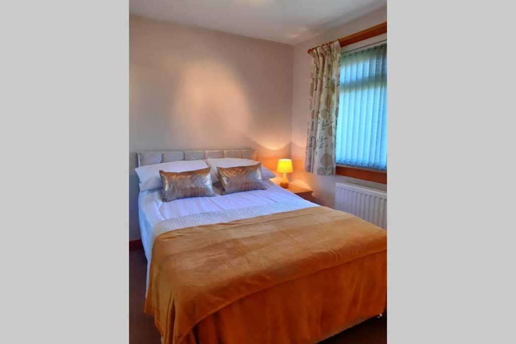 Two-Bedroom House photo 3
