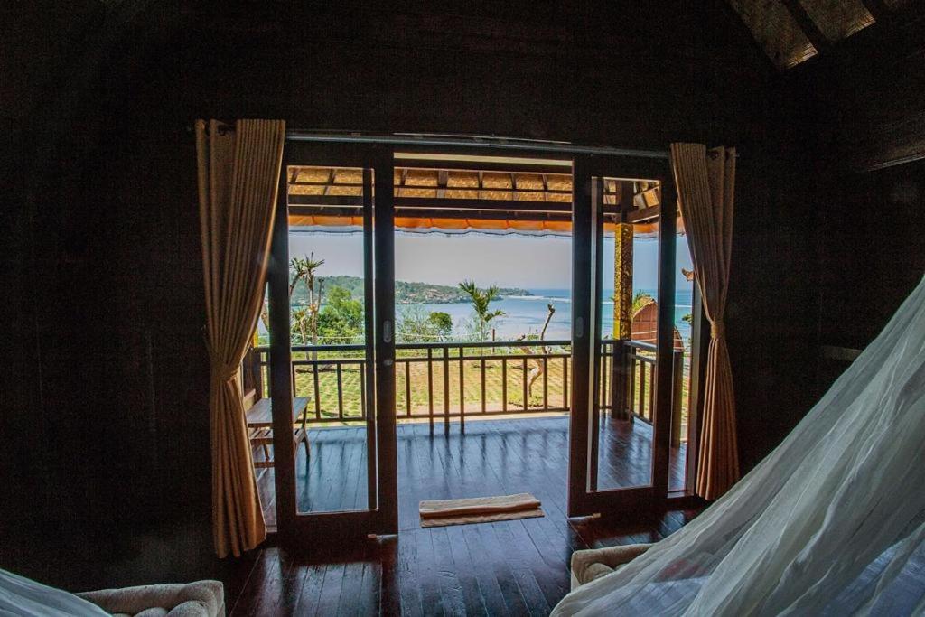Deluxe Twin Room with Sea View - Photo 23