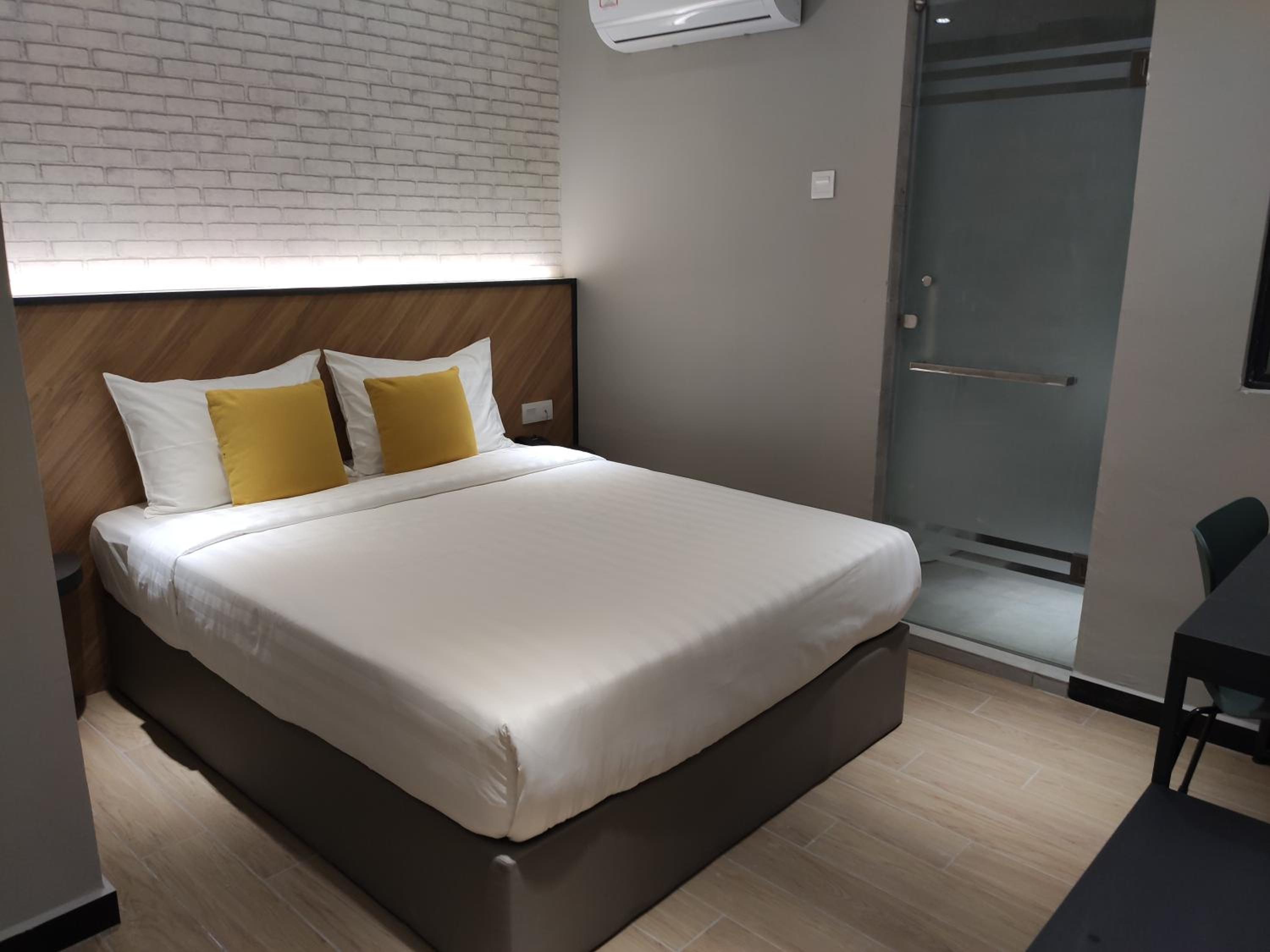 Superior Queen Room