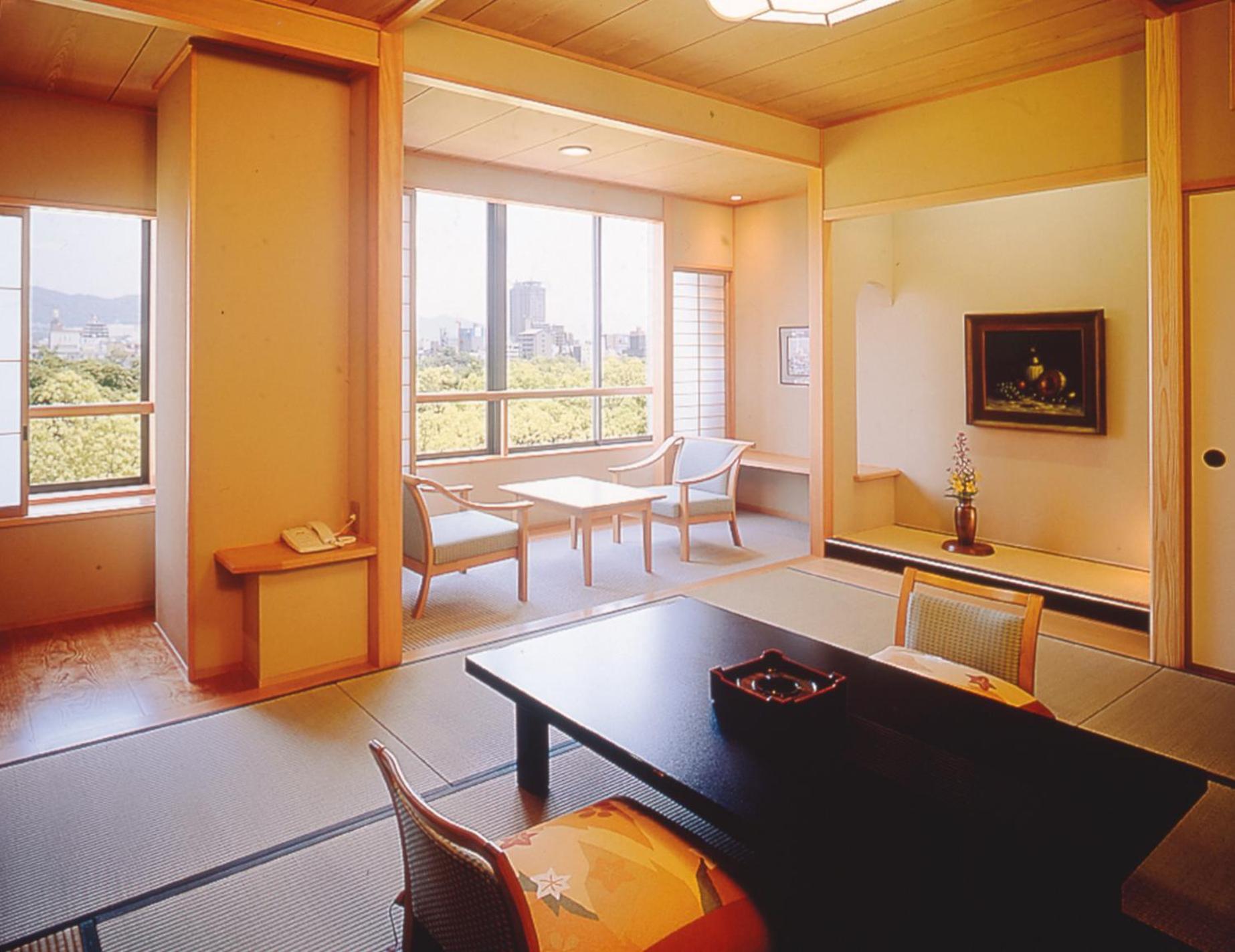 Japanese-Style Room with Dome View