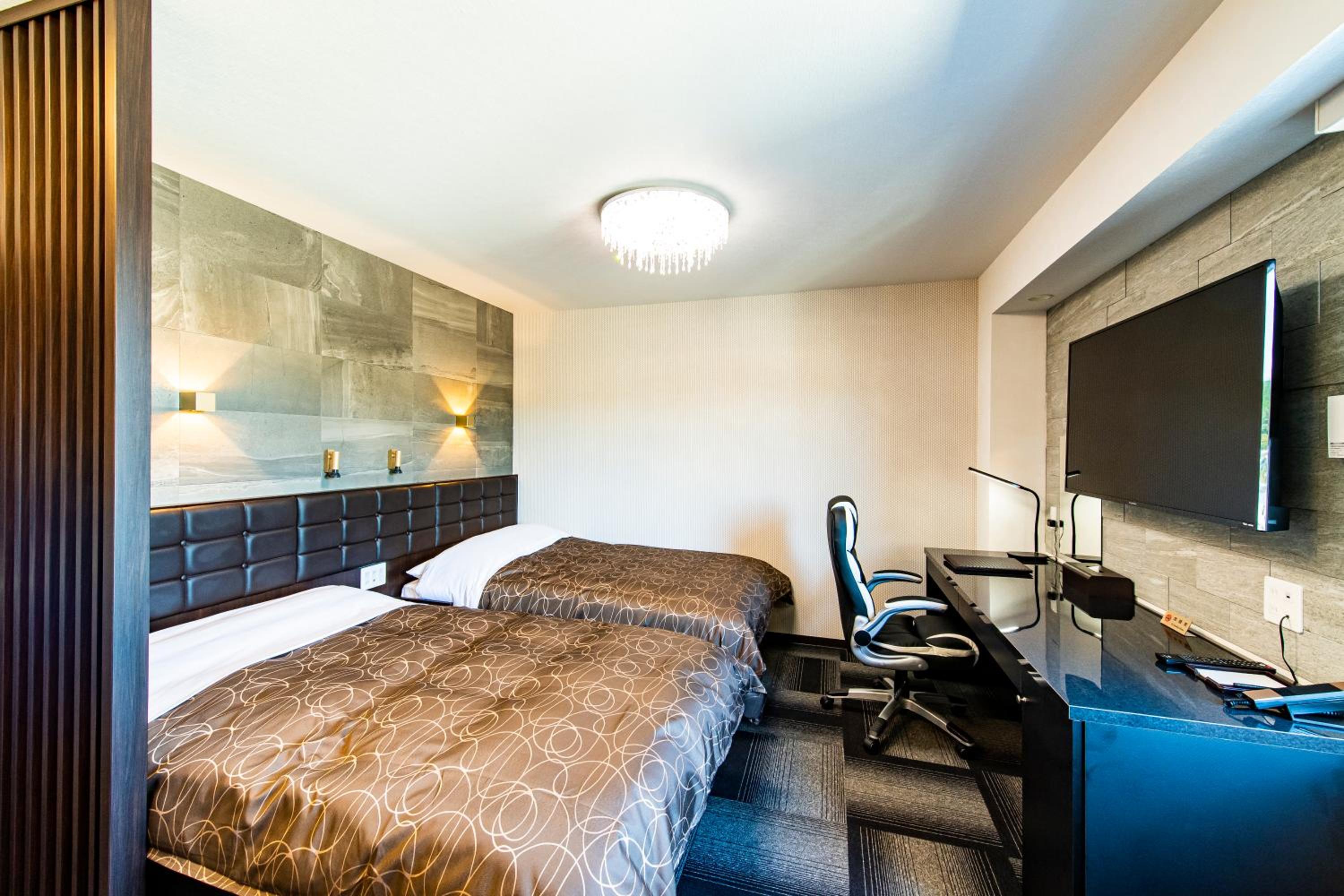 Twin Room - Photo 1