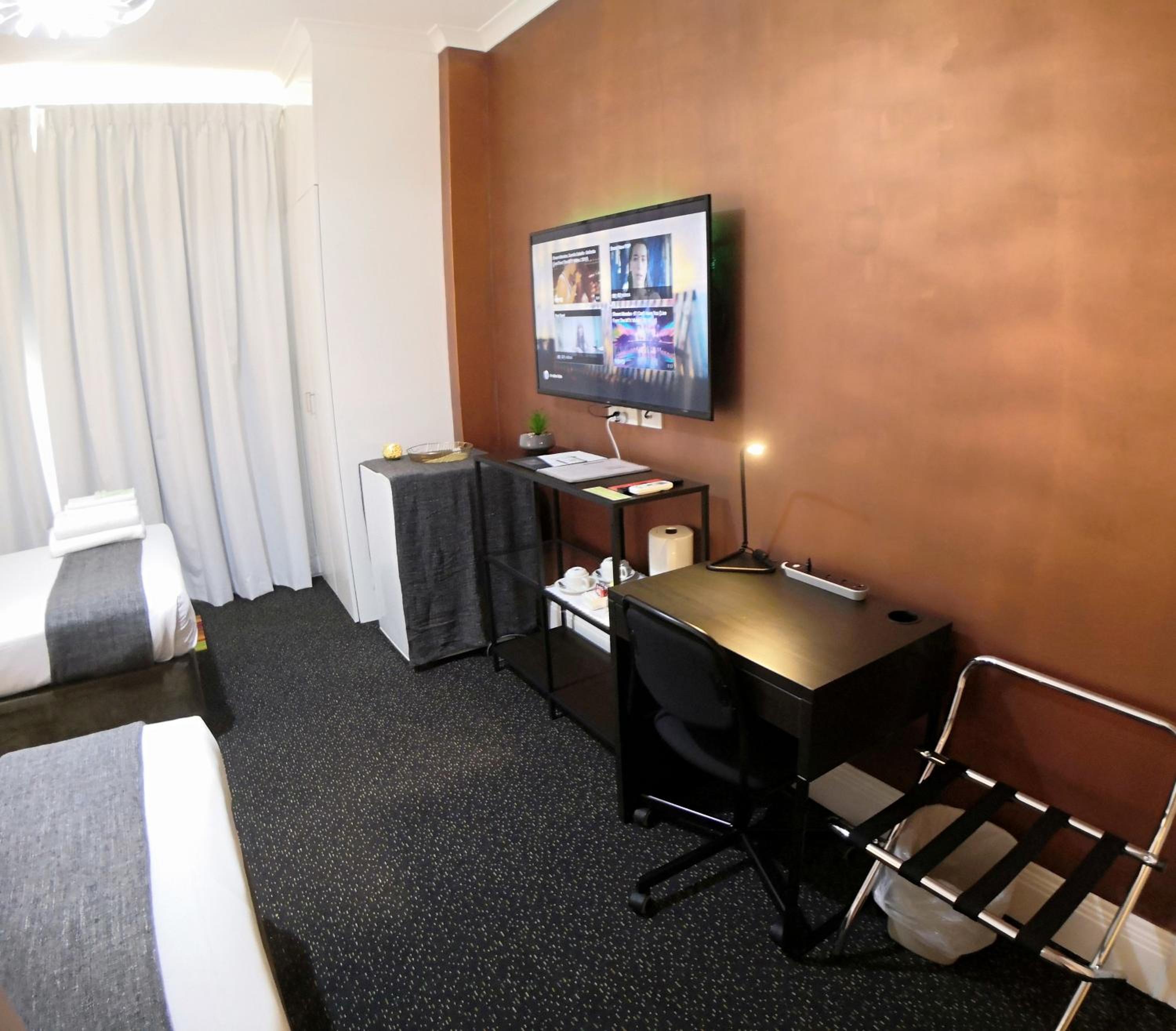 Superior Twin Room - Photo 3
