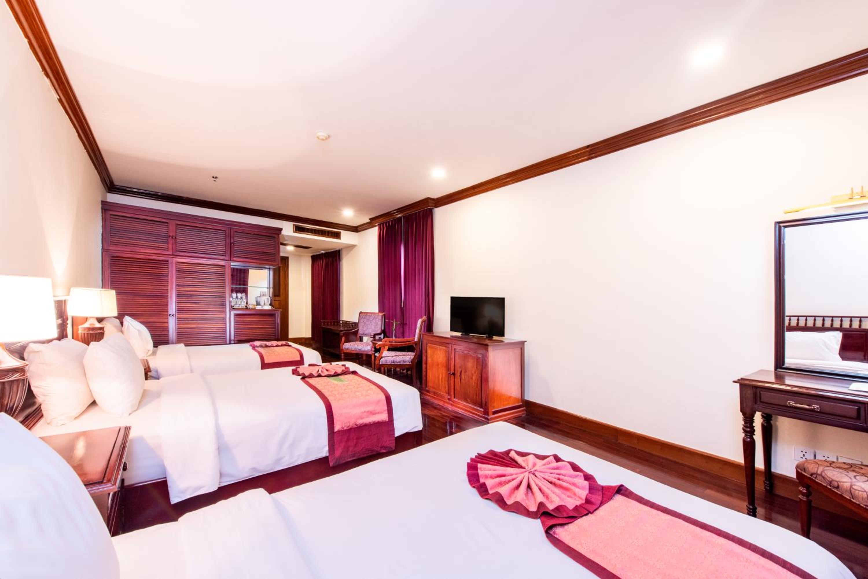 Deluxe Triple Room - Photo 1