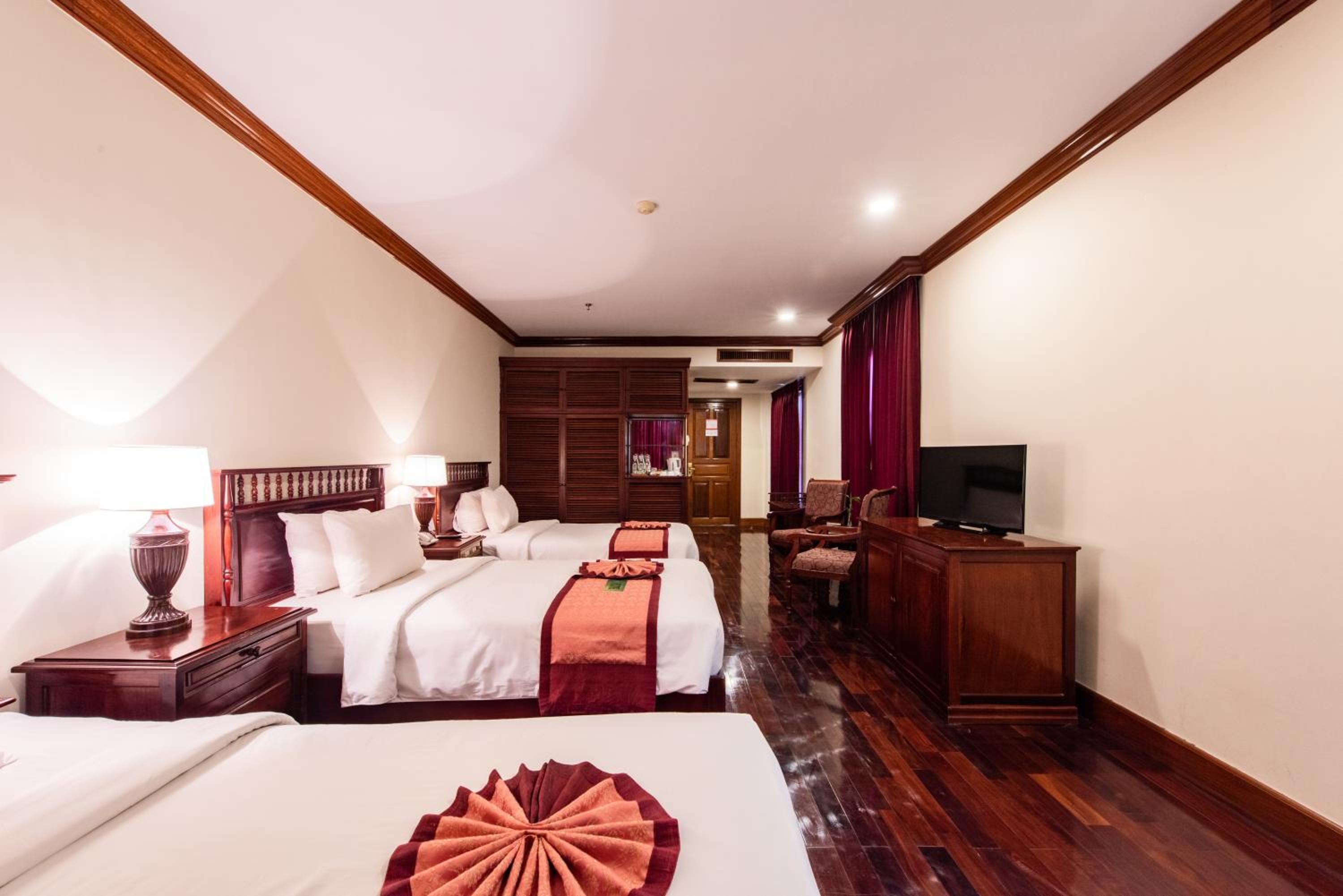 Deluxe Triple Room - Photo 5