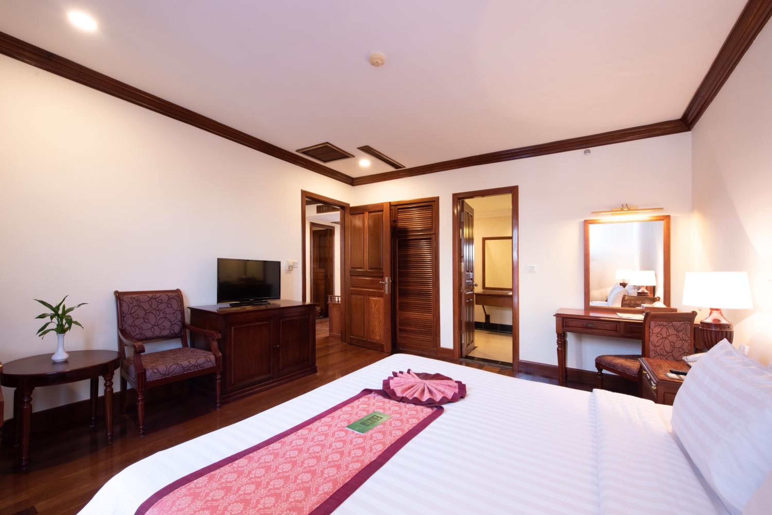 Junior Suite Room - Photo 1