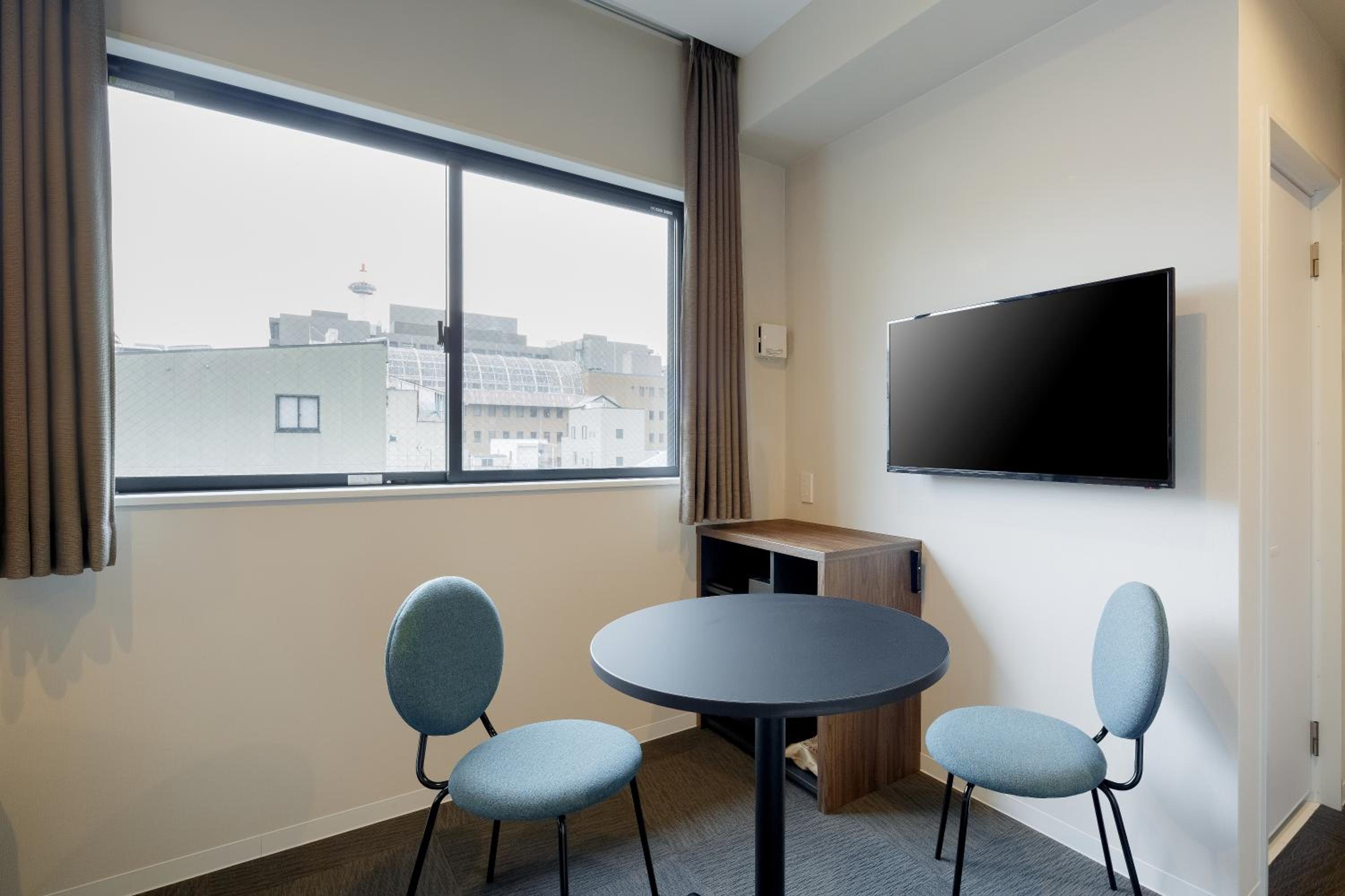 Twin Room - Photo 6