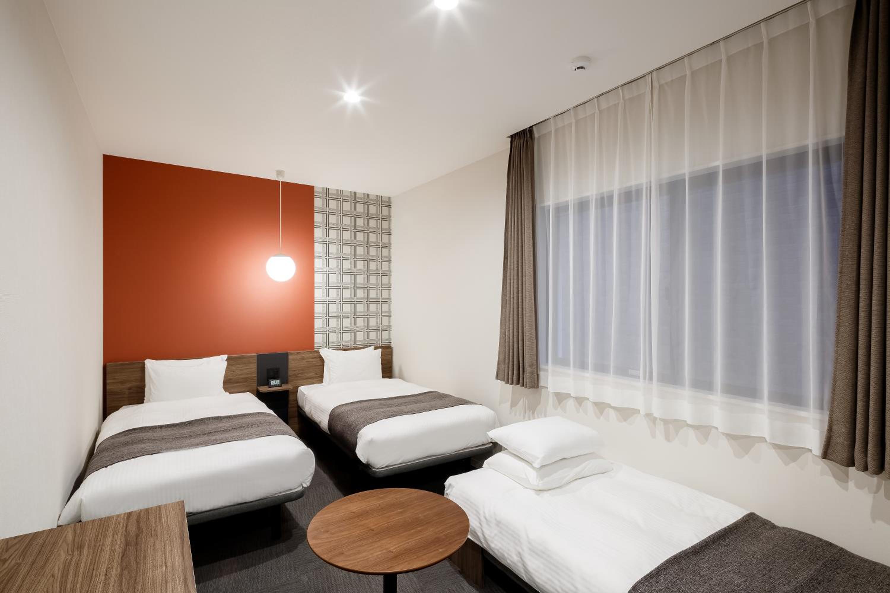 Twin Room with Sofa Bed - Photo 1