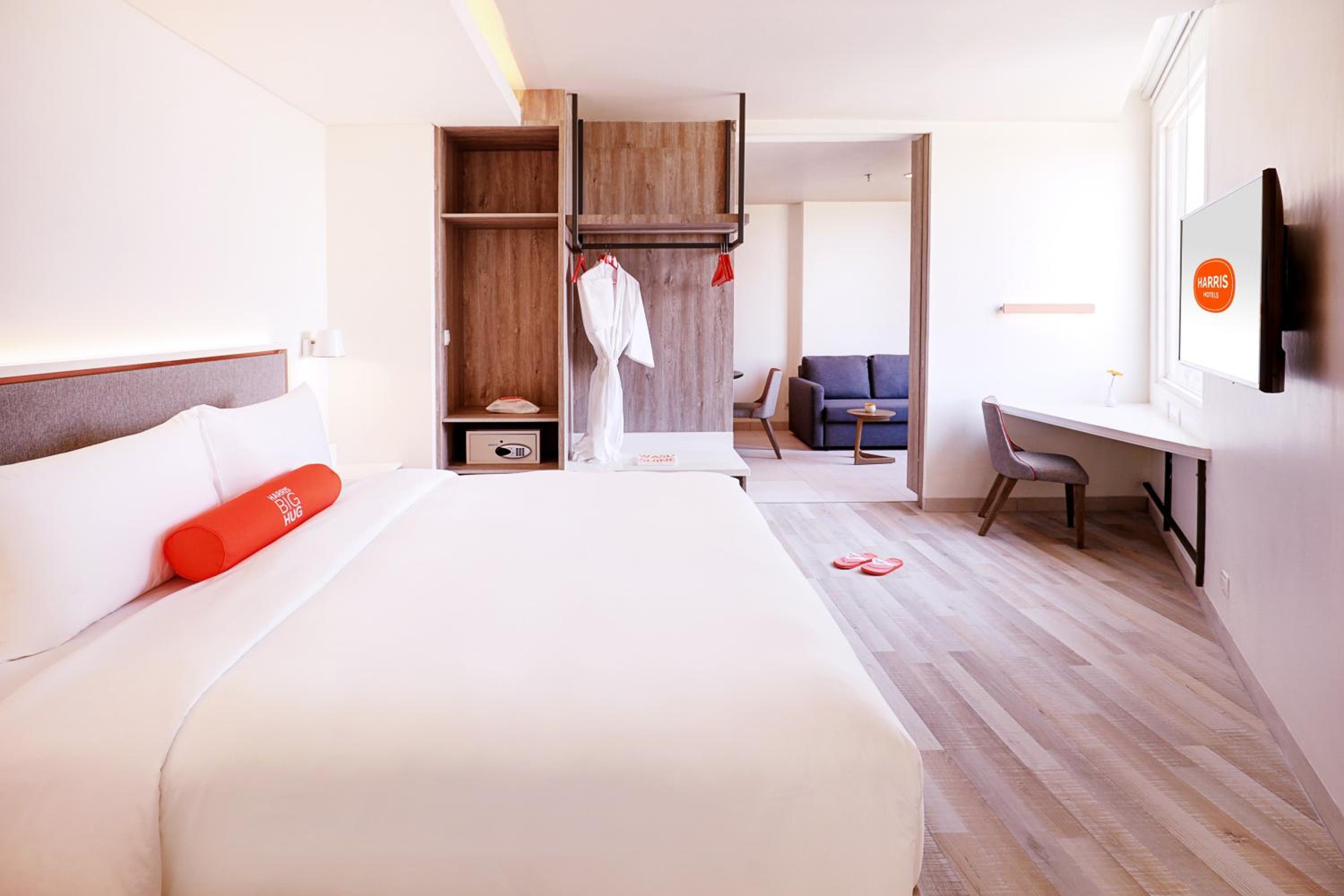 HARRIS Suite - Photo 1
