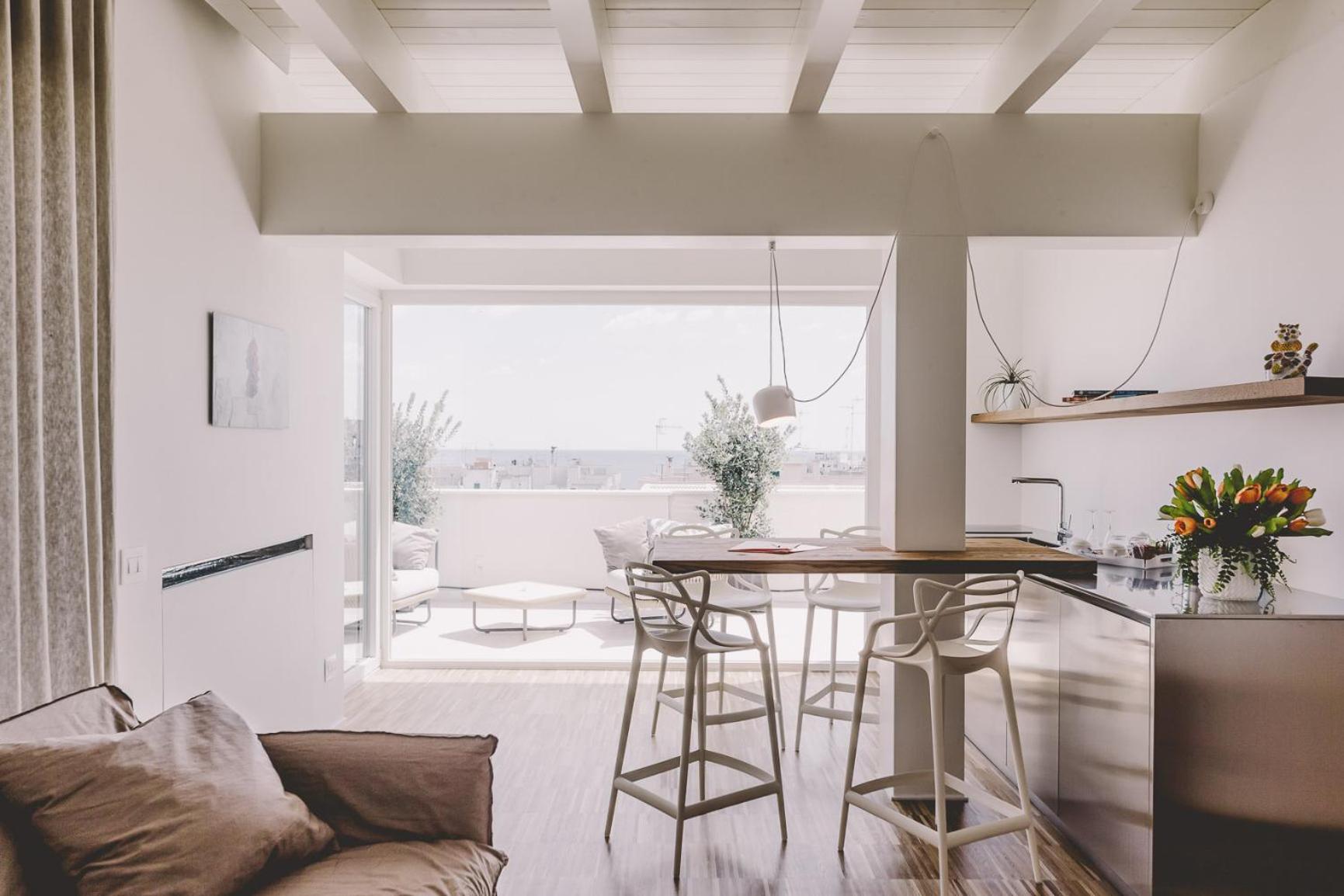 Two-Bedroom Suite with Sea View - Photo 1