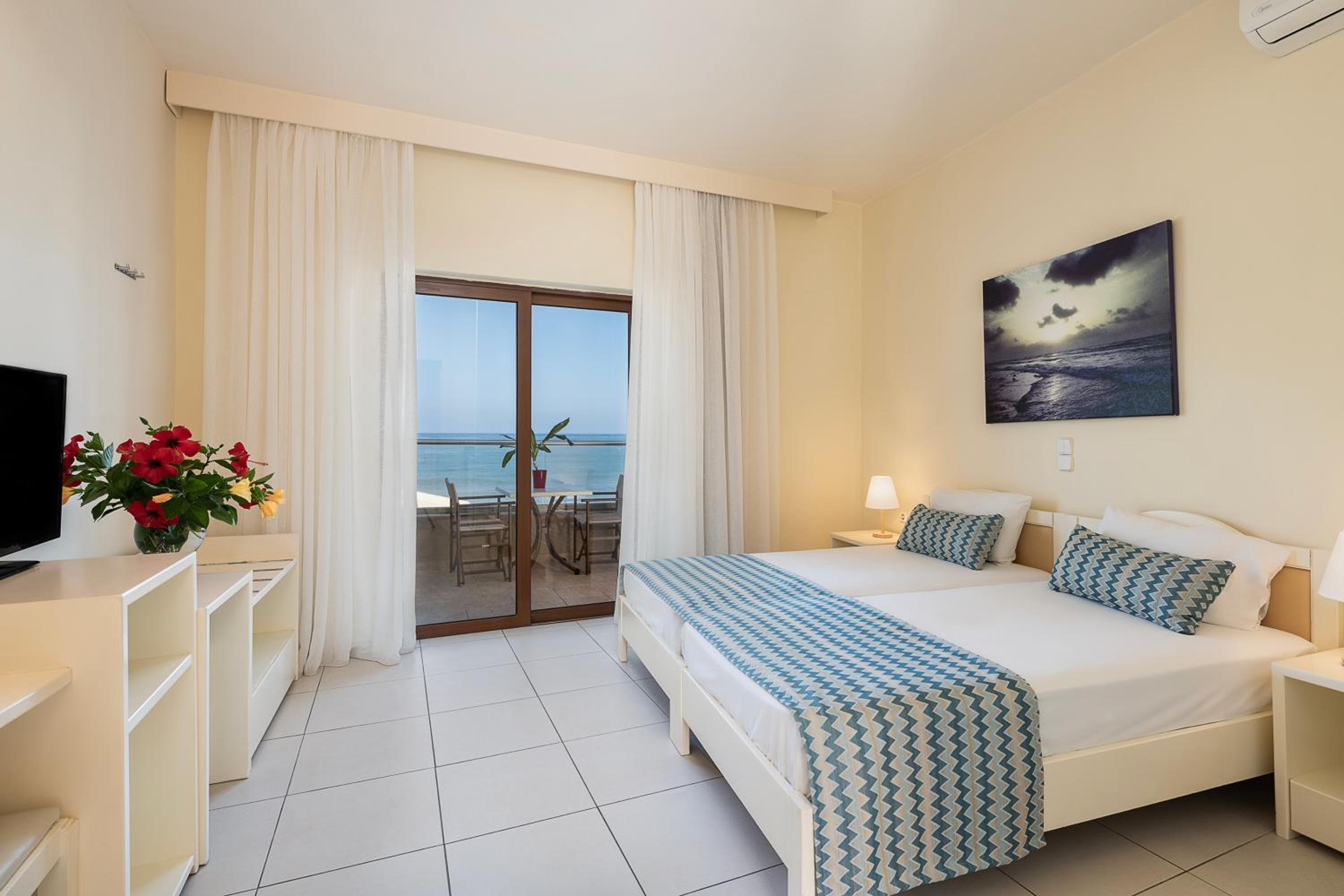 Standard Studio with Sea View 