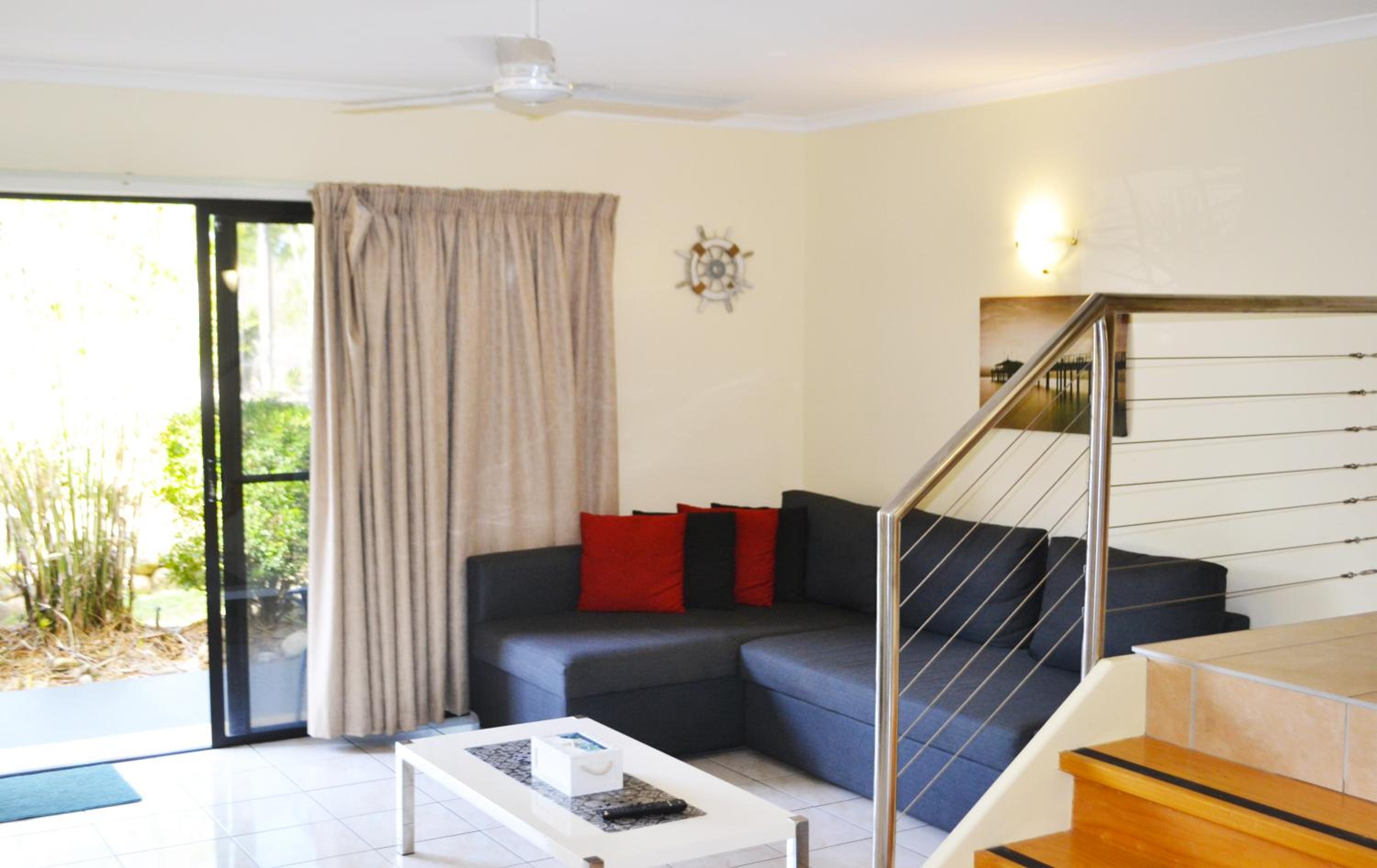 Poolside Villa 2 Bedrooms photo 3