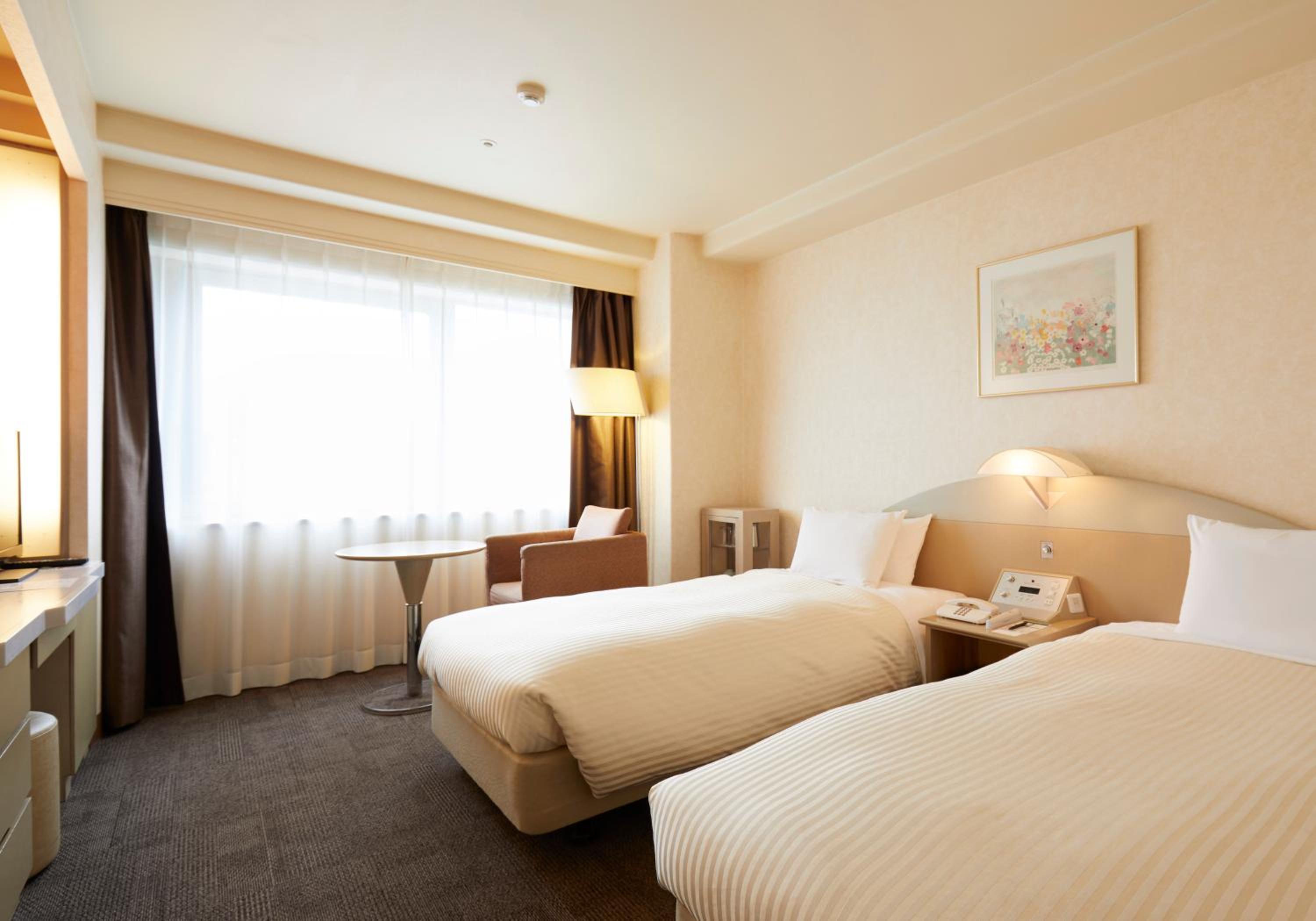 Standard Twin Room - Non-Smoking - Photo 9