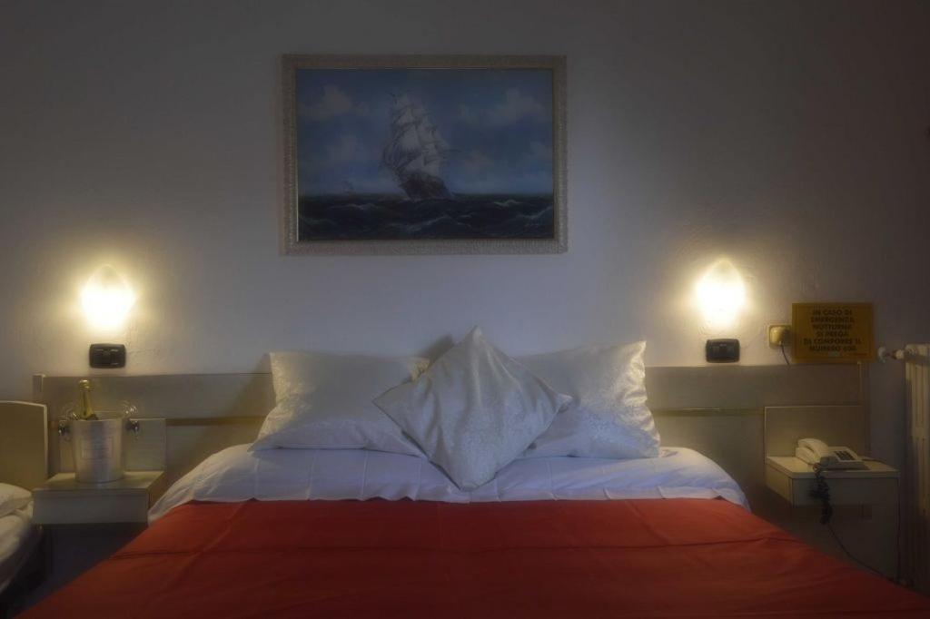 Triple Room - Photo 10