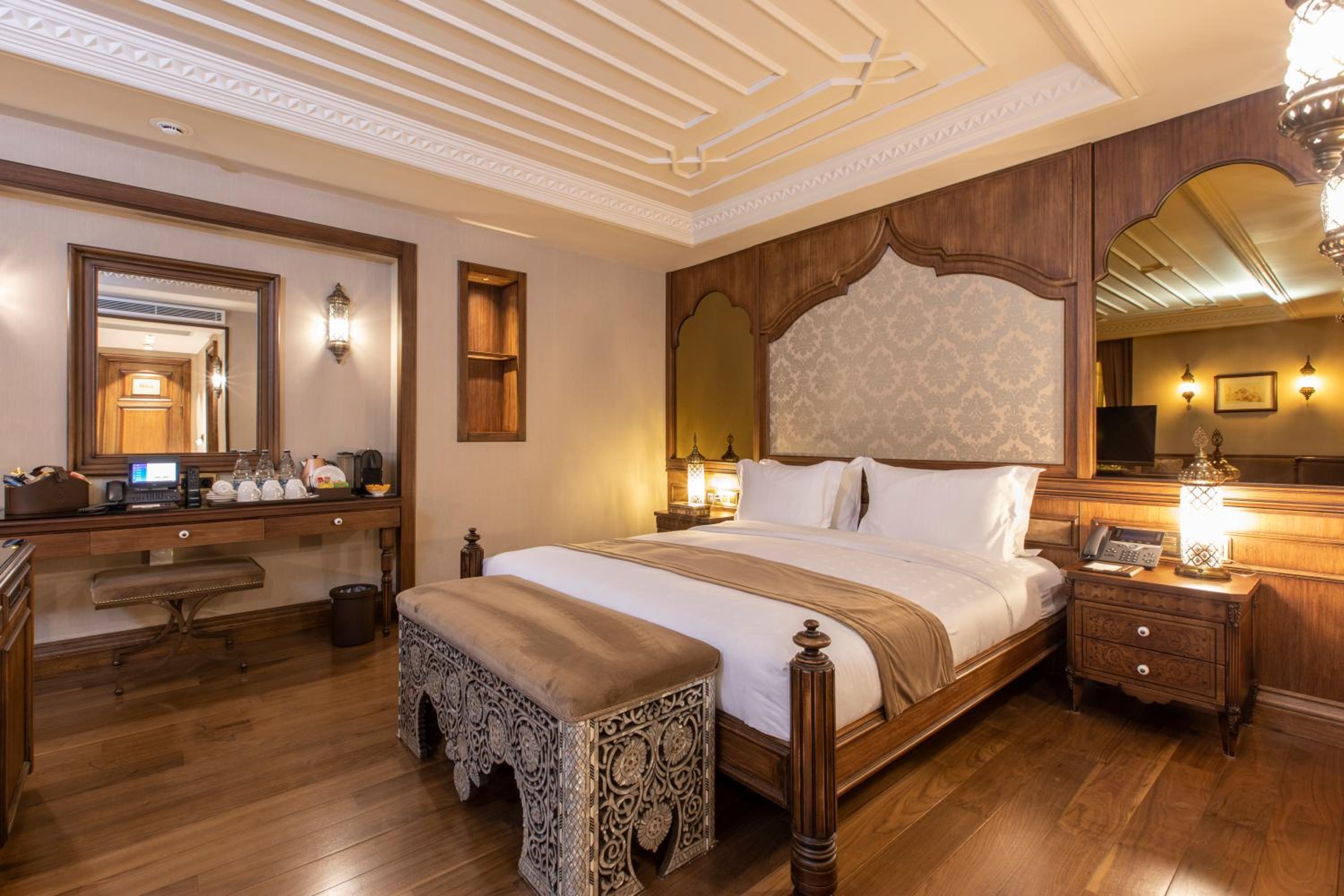Family Suite with Vertical Greenery View