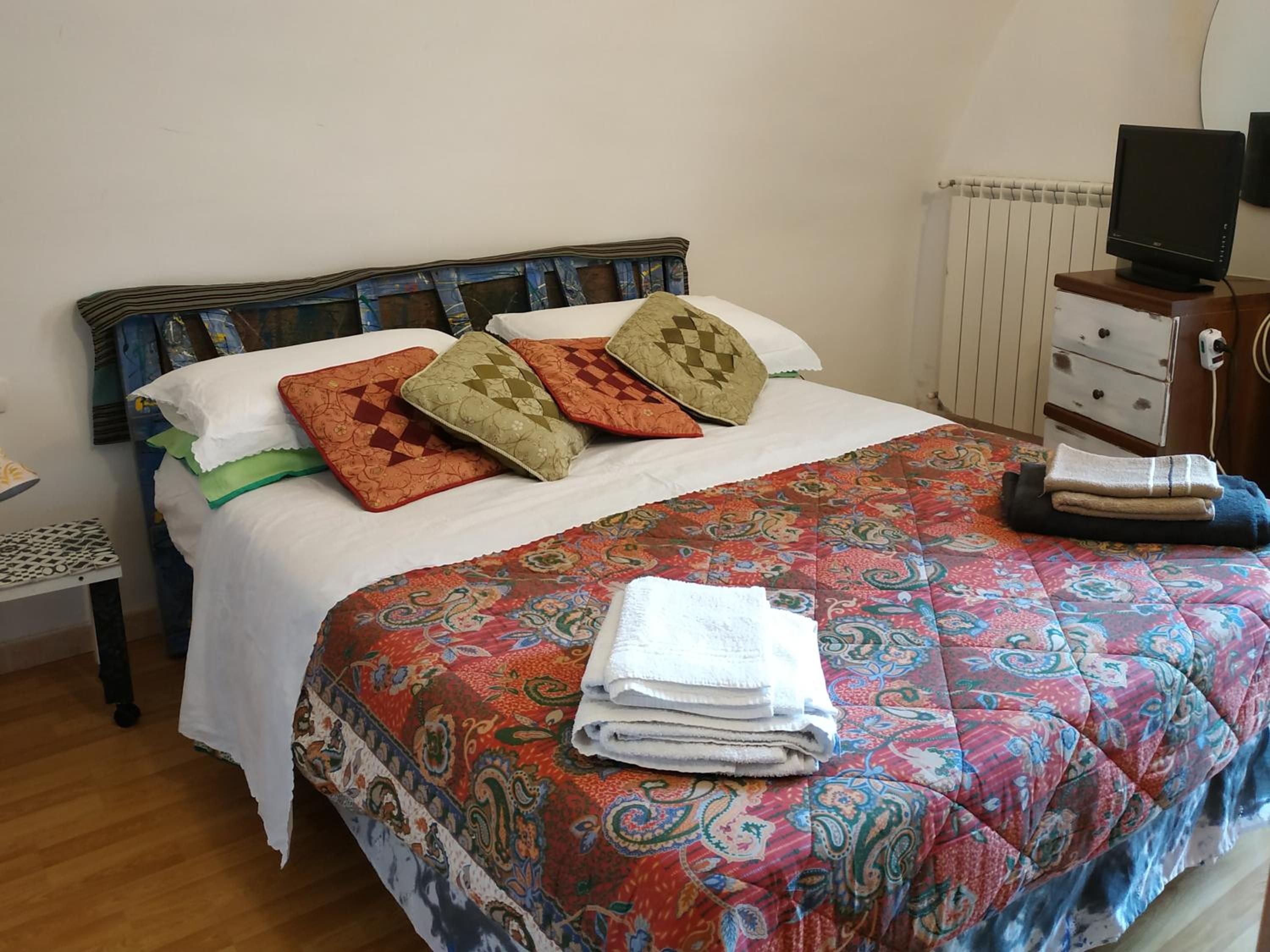 Two-Bedroom Apartment - Photo 5