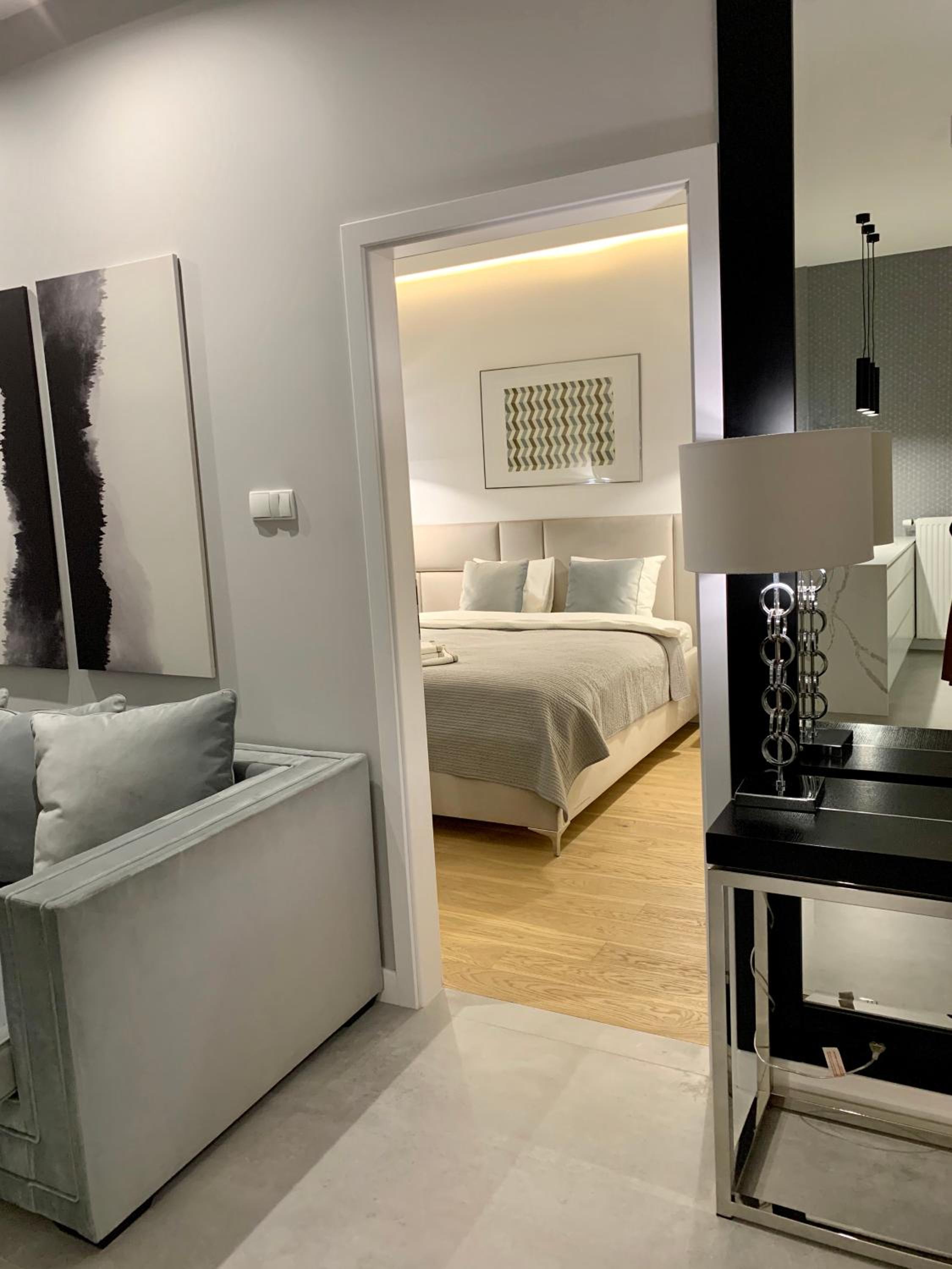 Deluxe Apartment with Terrace - Photo 1