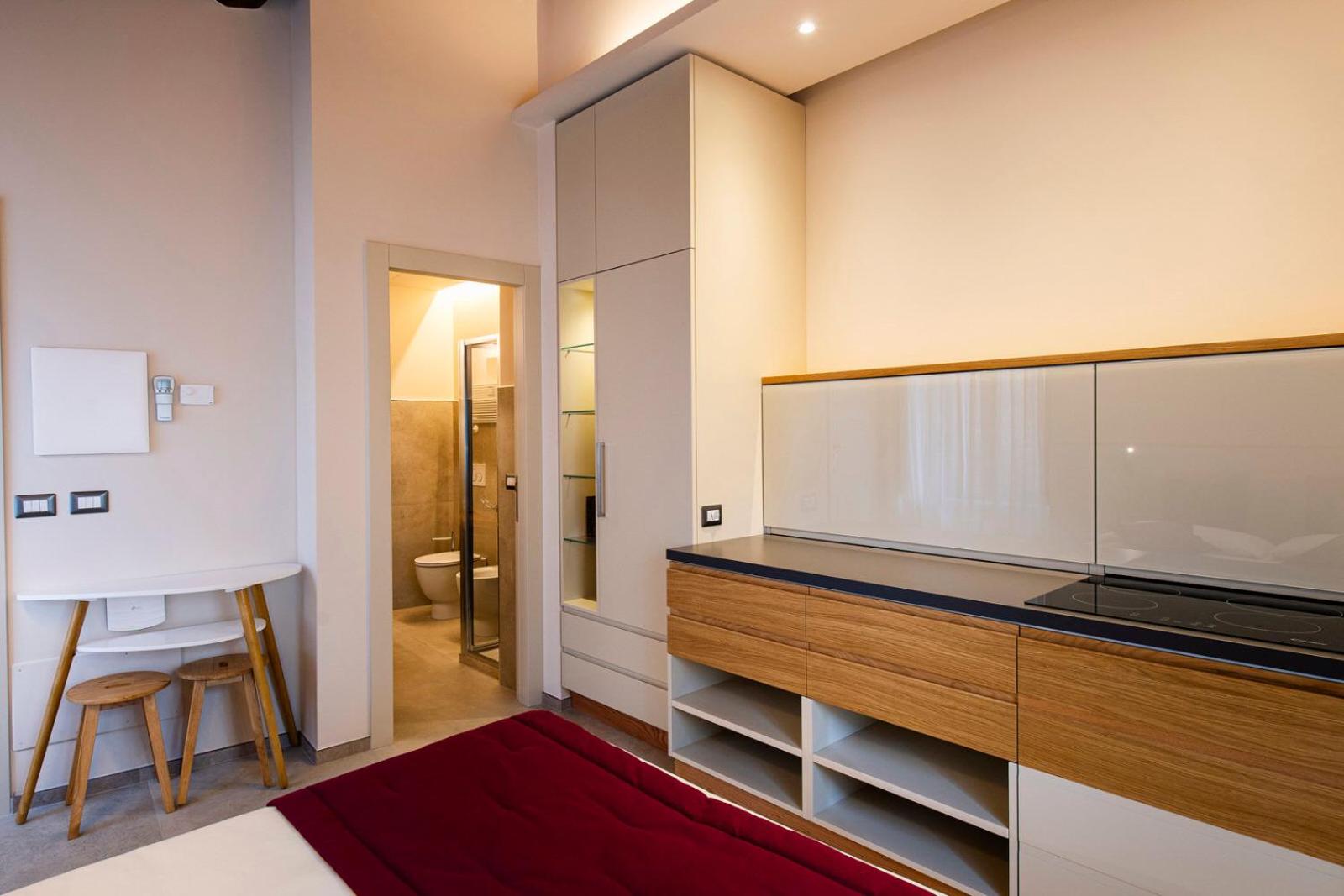 Studio Apartment photo 1
