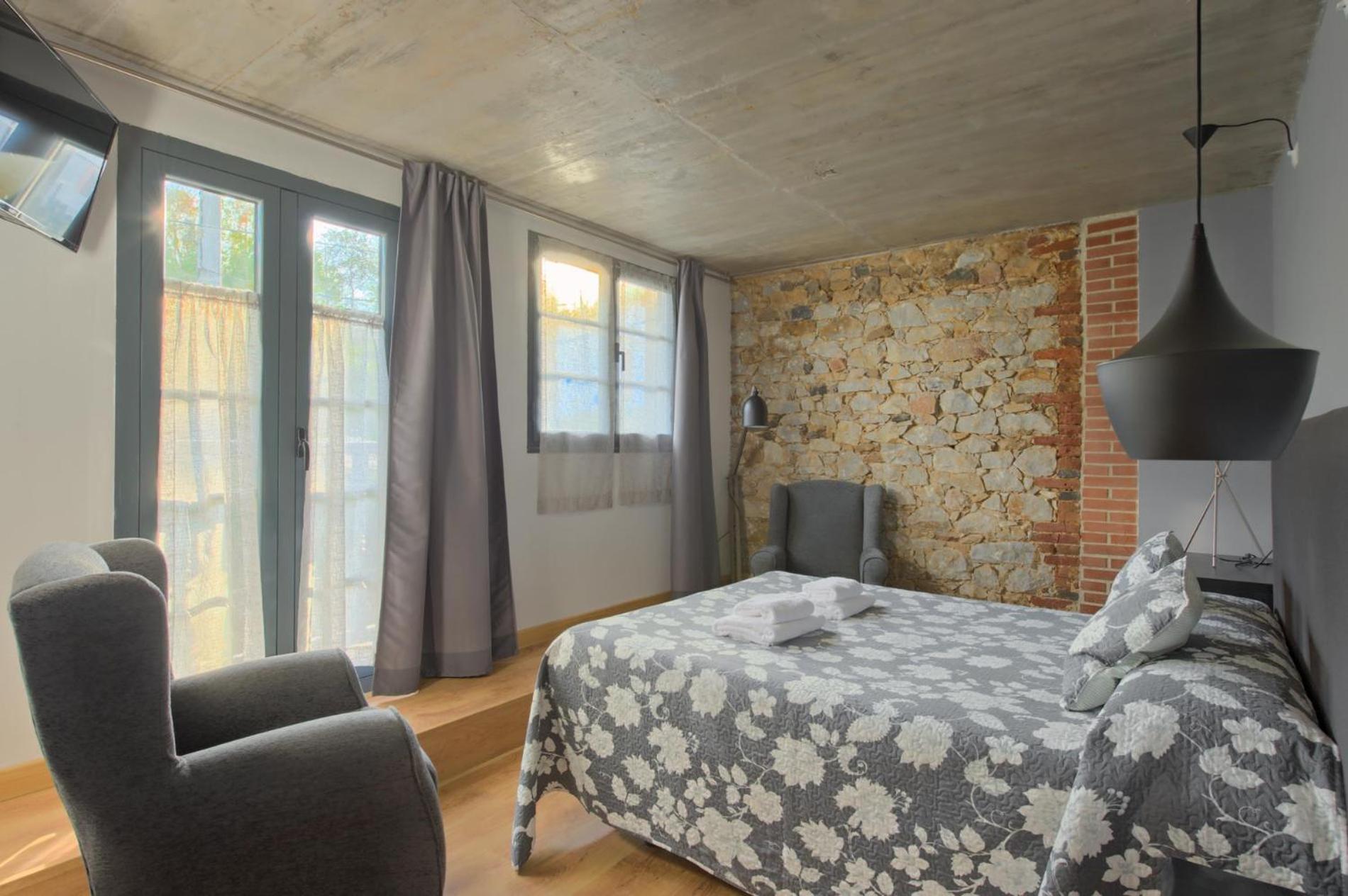 Estudio con Bañera de Hidromasaje