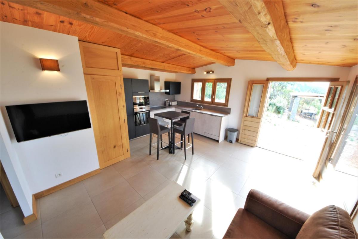 Two-Bedroom Villa photo 3