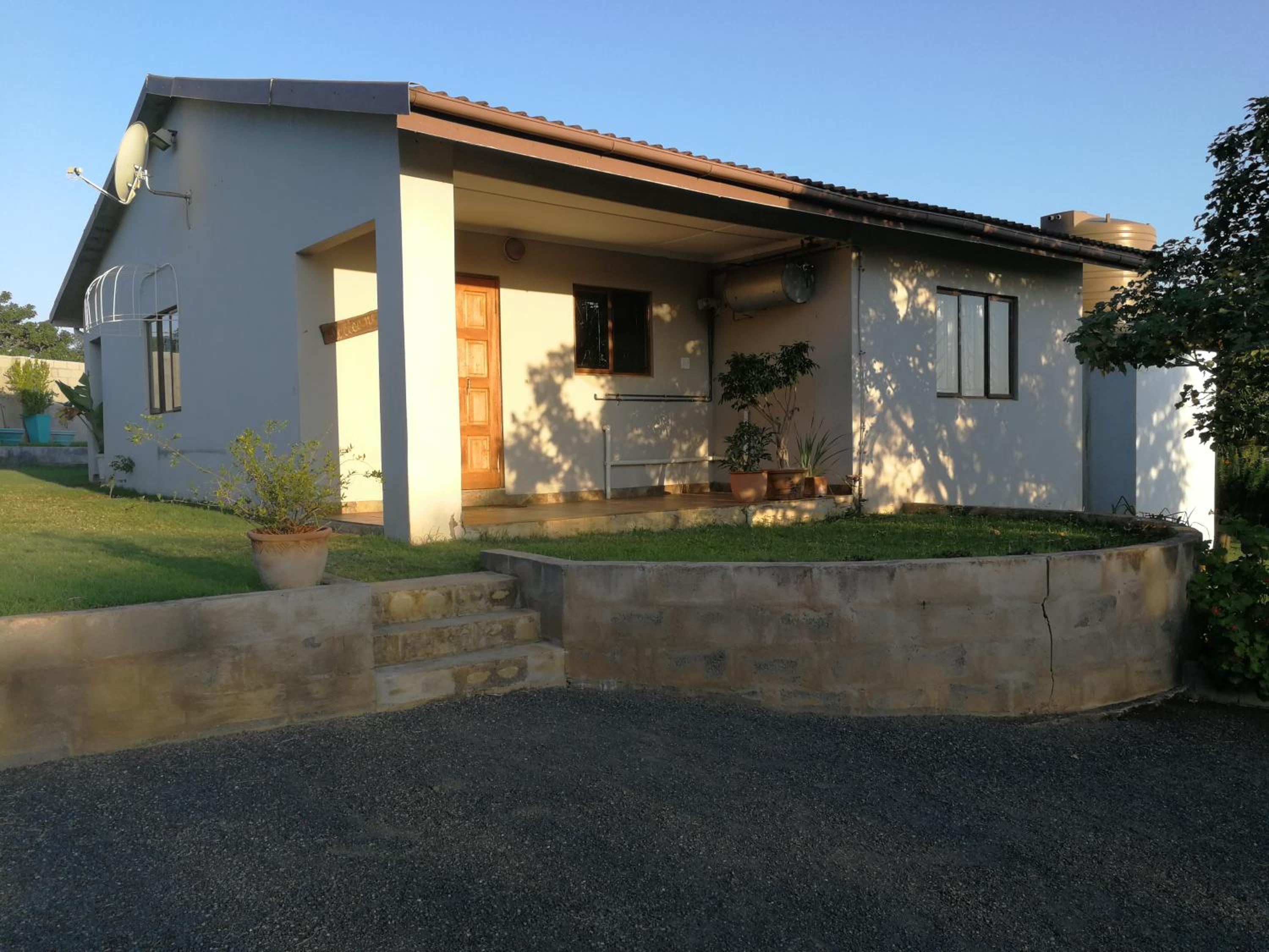 Two-Bedroom Villa - Photo 7