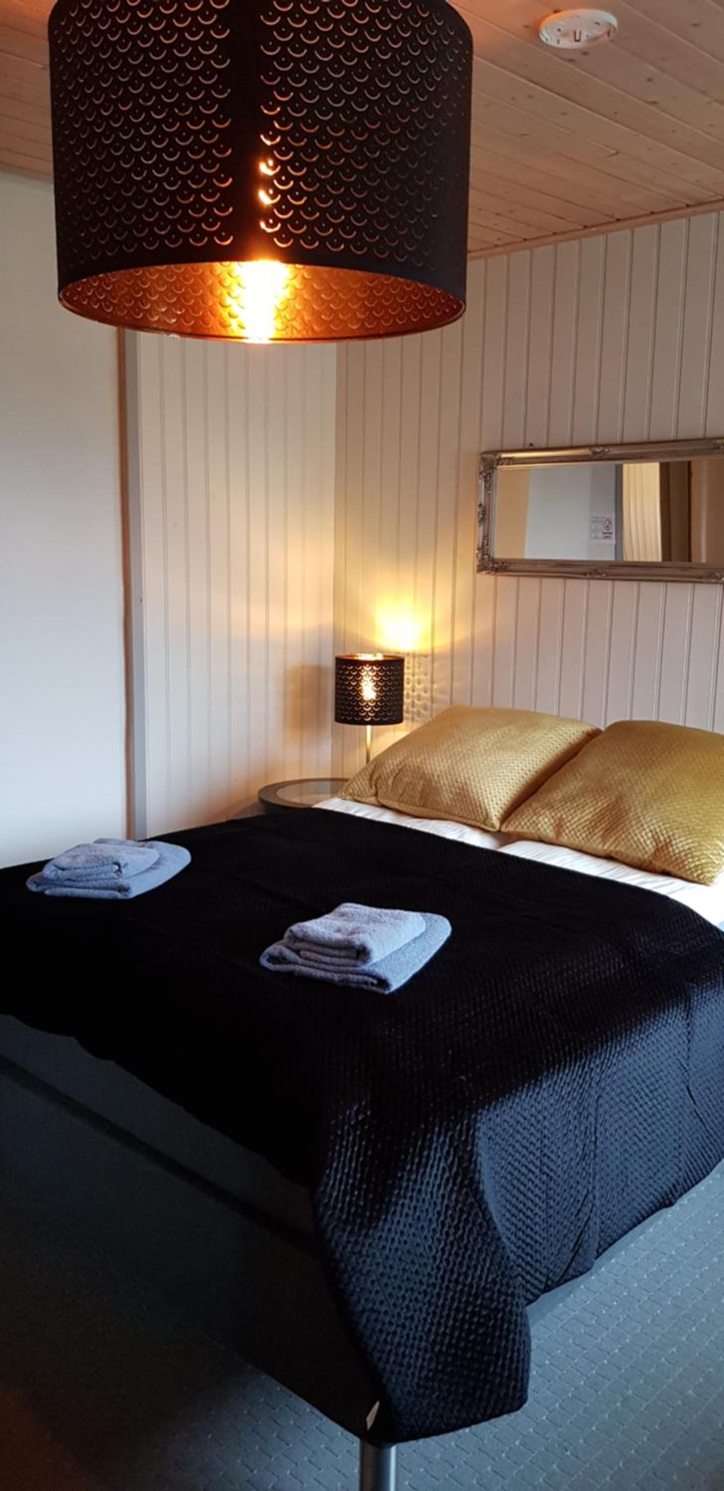 Large Double Room photo 2