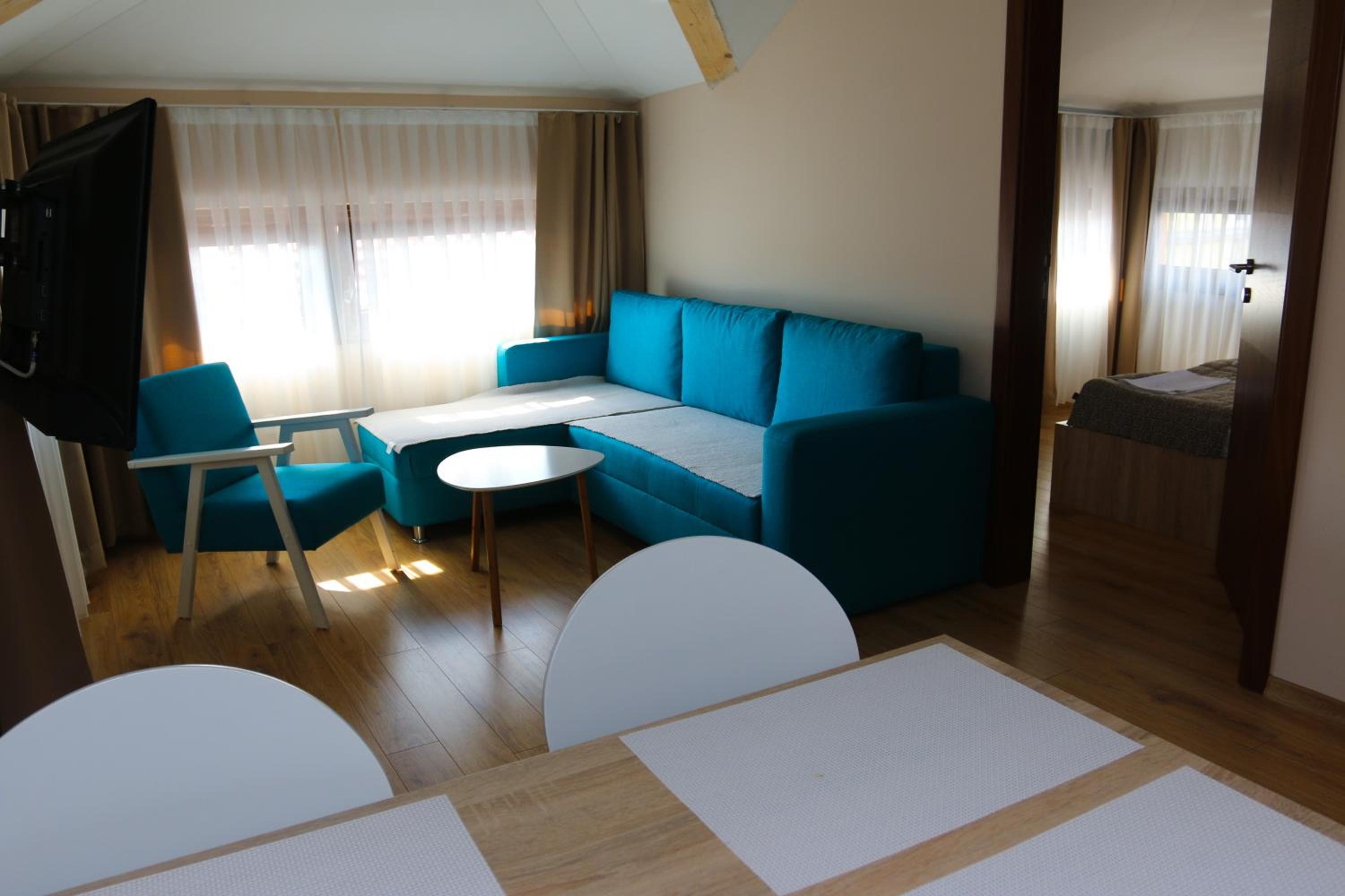 One-Bedroom Apartment - Photo 1