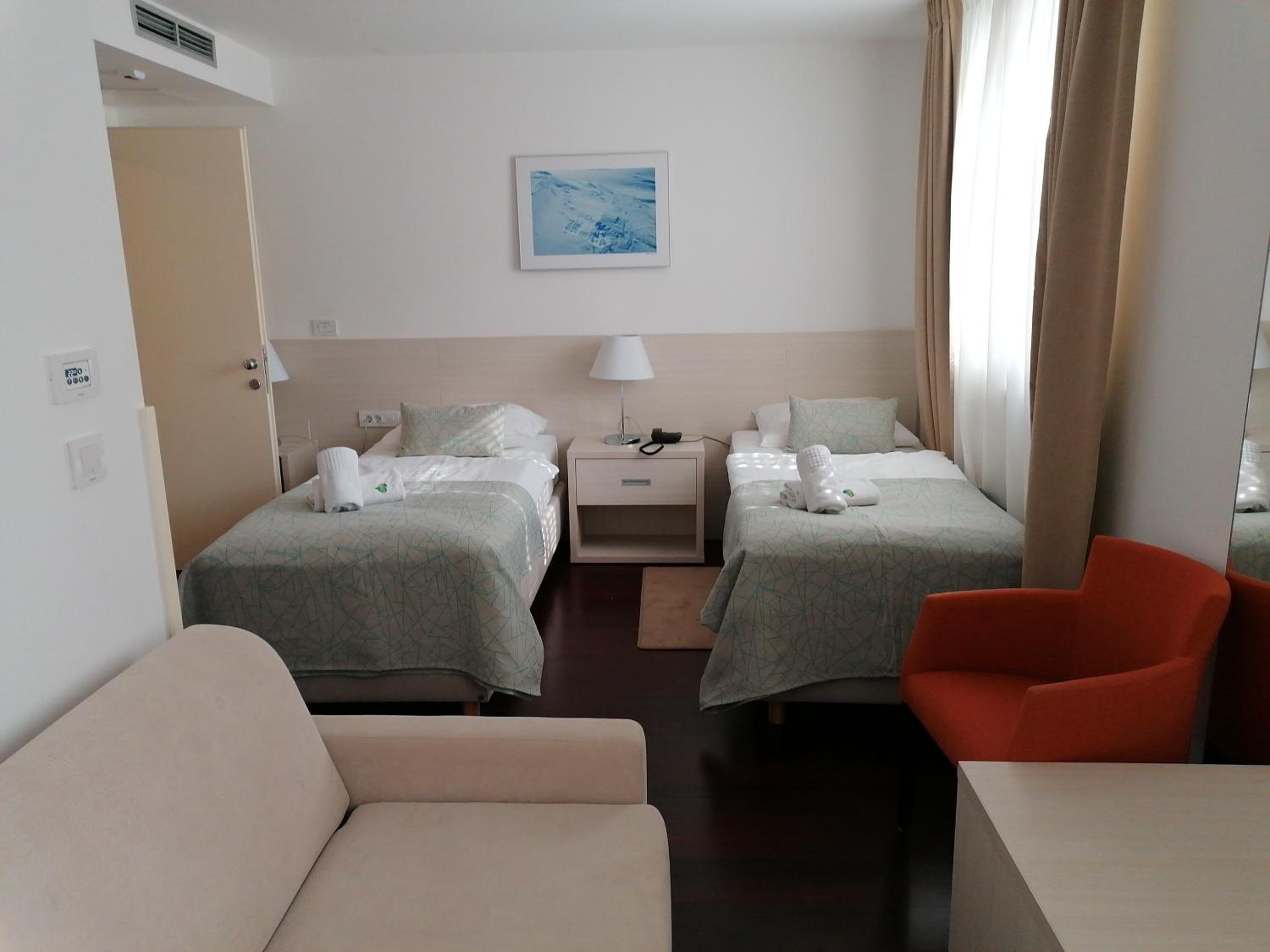 Superior Triple Room photo 3